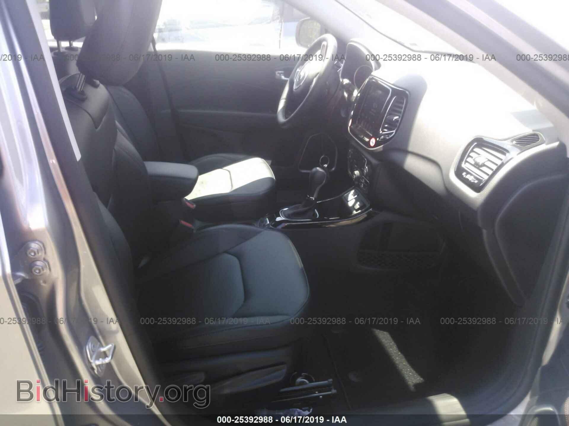 2019 JEEP COMPASS - VIN: 3C4NJCCB4KT793567 - Фото 5