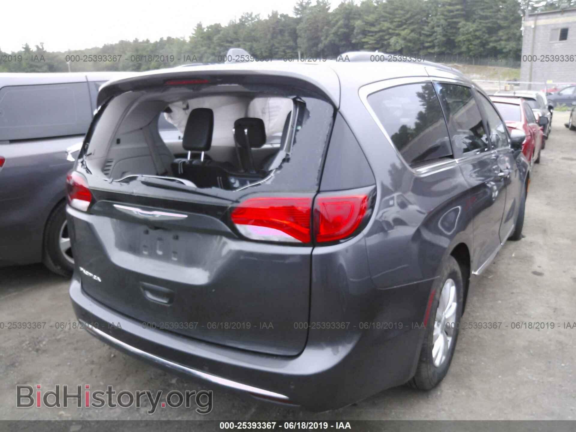 2017 CHRYSLER PACIFICA - VIN: 2C4RC1BG5HR654041 - Photo 4