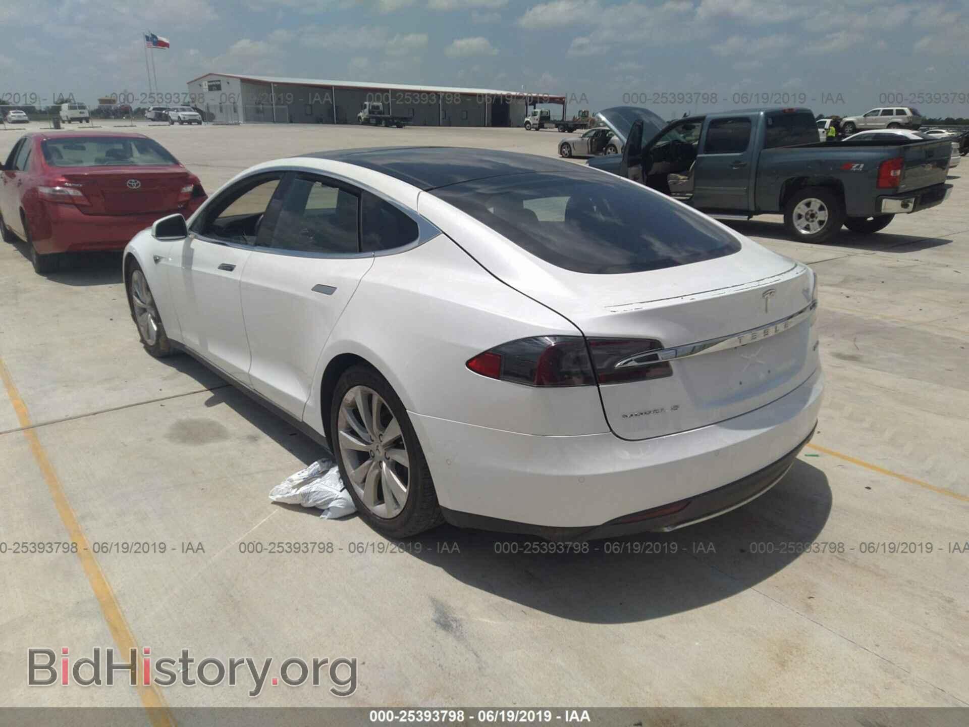 2015 TESLA MODEL S - VIN: 5YJSA1E18FF116781 - Фото 3