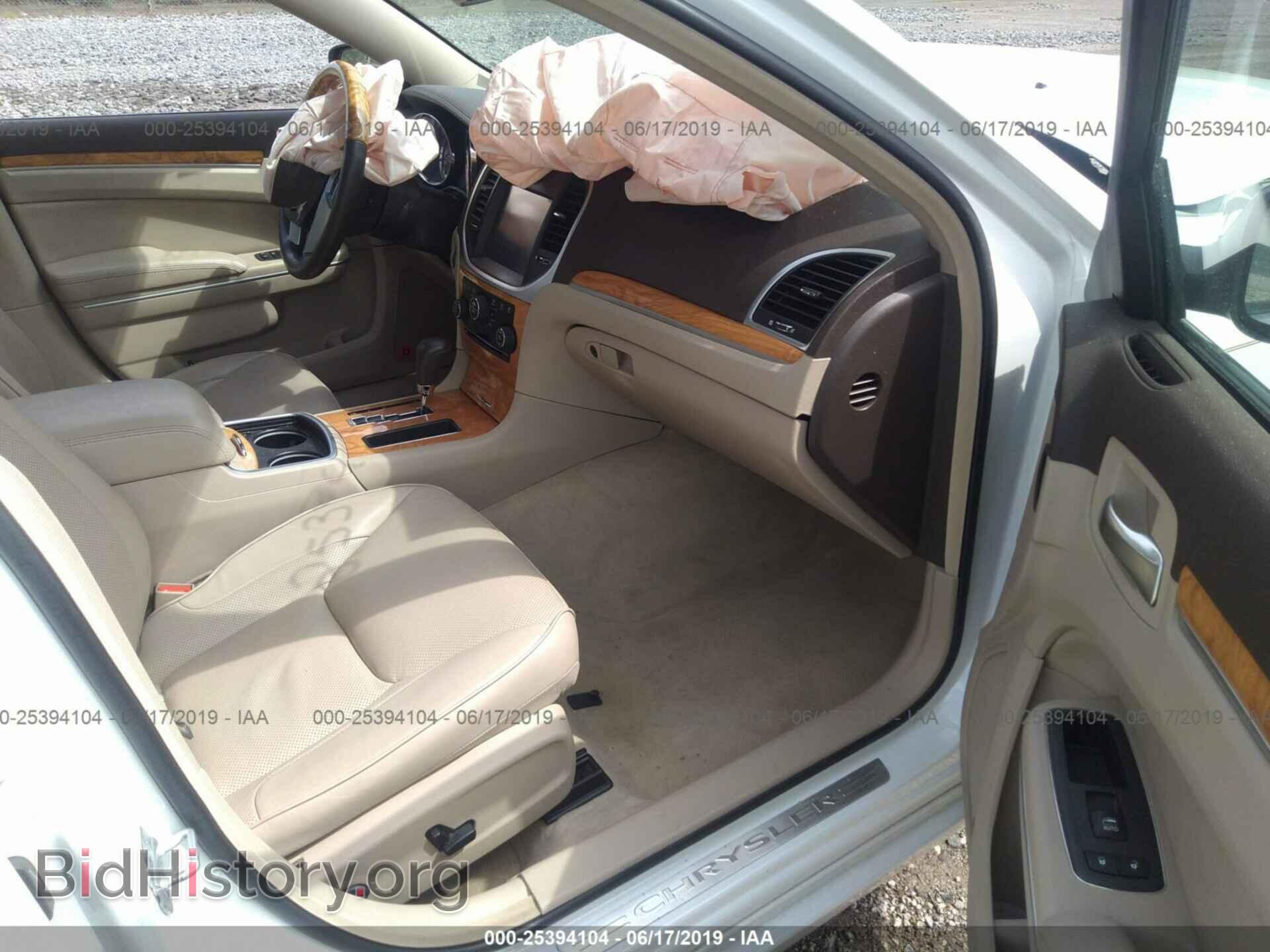 2013 CHRYSLER 300C - VIN: 2C3CCAKT3DH646625 - Фото 5