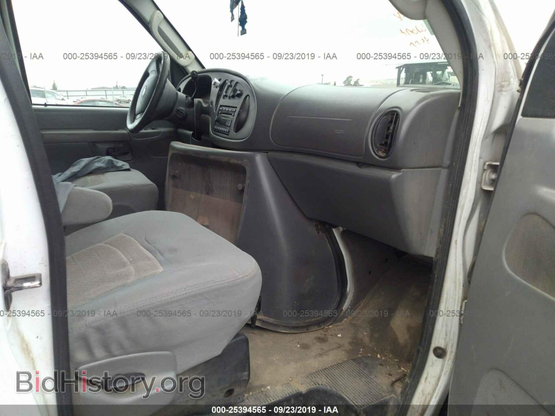 2006 FORD ECONOLINE - VIN: 1FBSS31LX6DA87683 - Фото 5