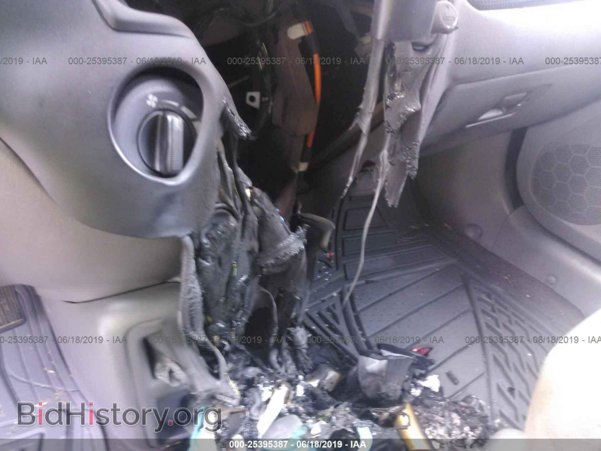 2002 MAZDA TRIBUTE - VIN: 4F2CU091X2KM52851 - Фото 6