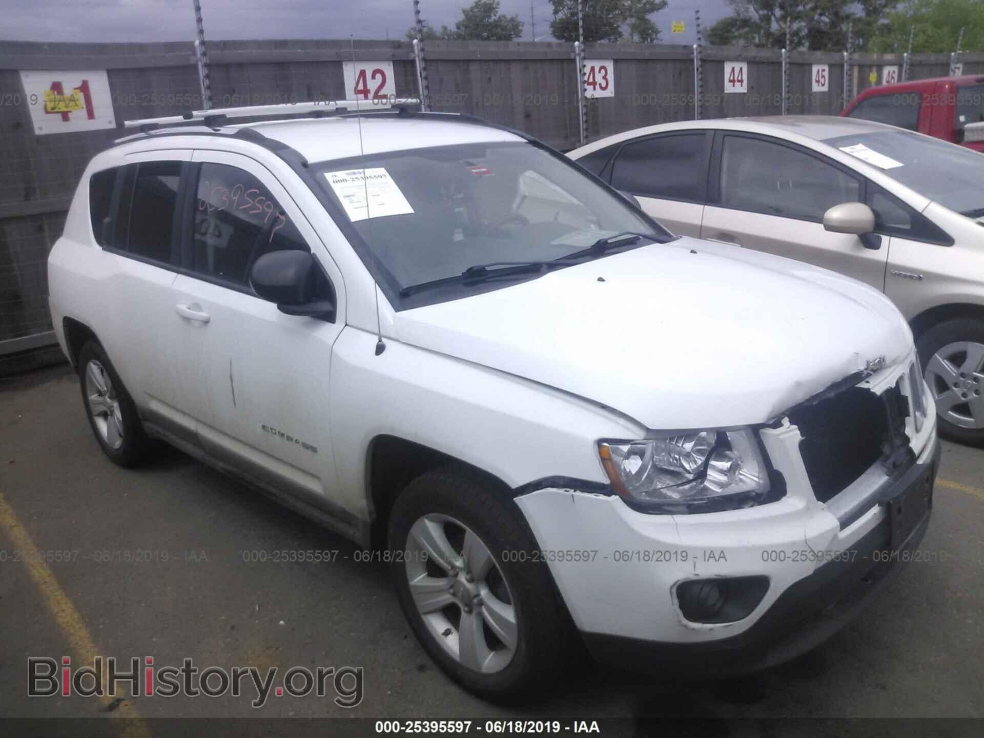 Фотография 1J4NF1FB5BD149044 - JEEP COMPASS 2011