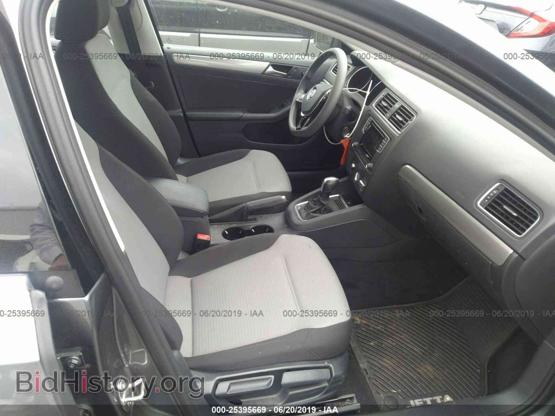 2017 VOLKSWAGEN JETTA - VIN: 3VW2B7AJ6HM367655 - Photo 5