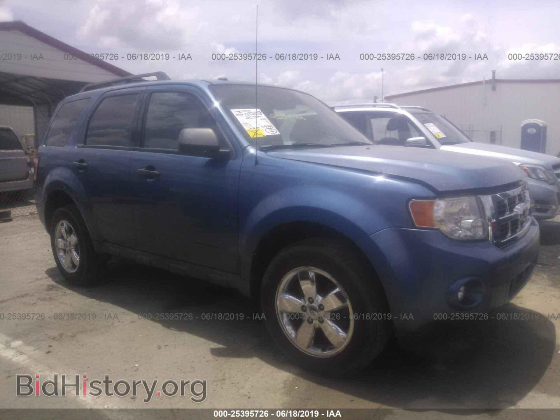 Фотография 1FMCU03G59KD14105 - FORD ESCAPE 2009