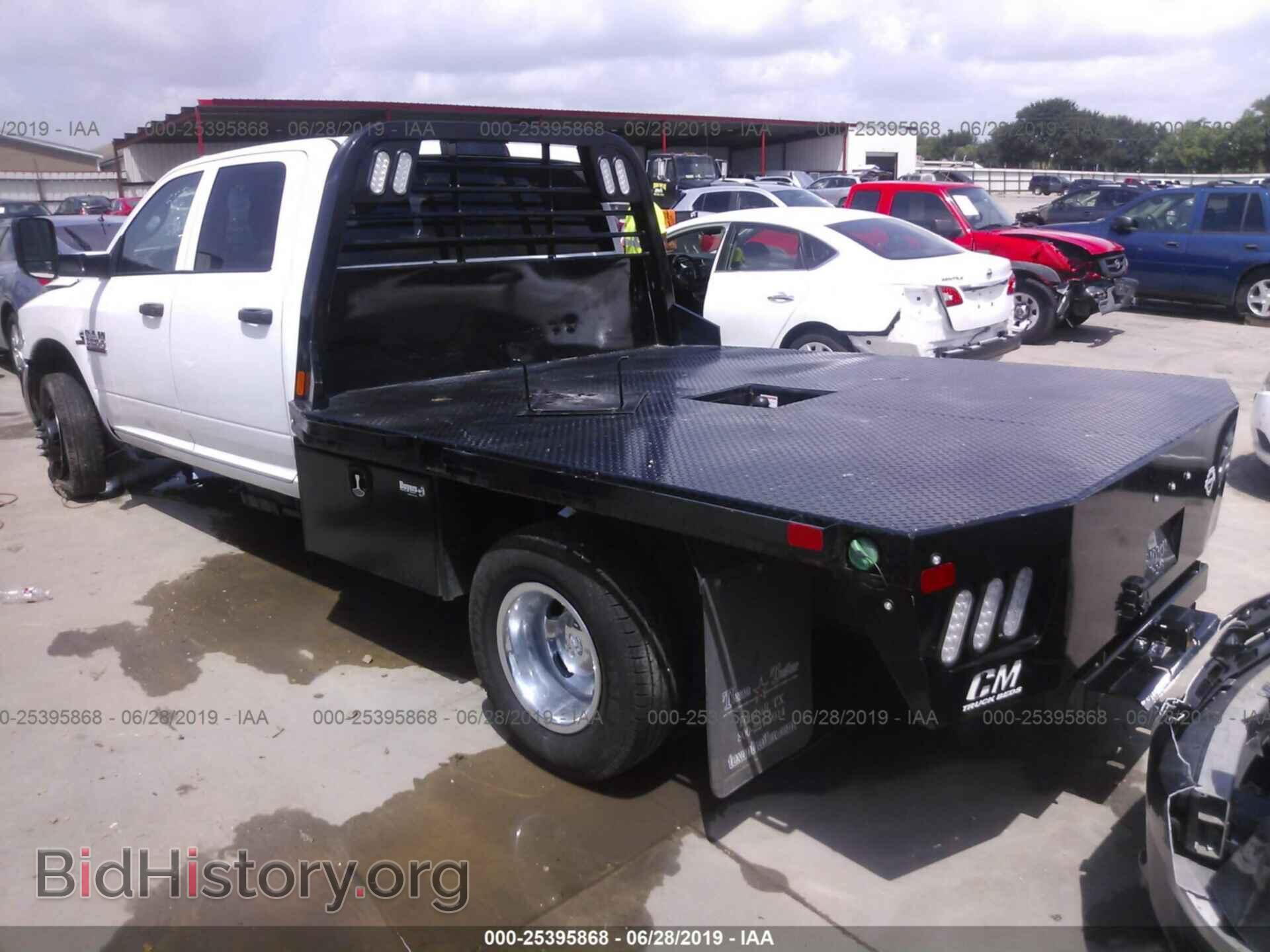 2018 RAM 3500 - VIN: 3C7WRTCL1JG335971 - Фото 3