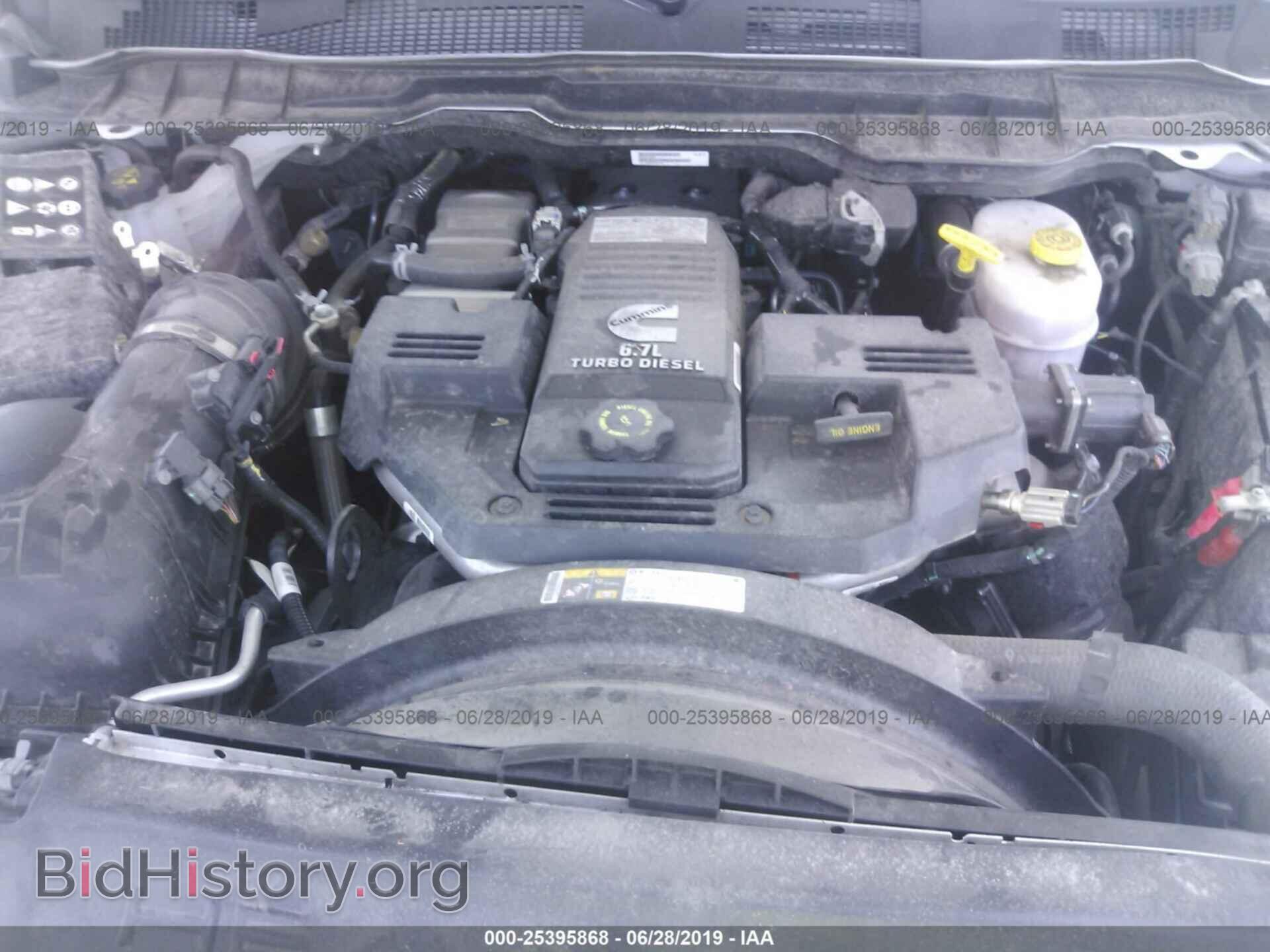 2018 RAM 3500 - VIN: 3C7WRTCL1JG335971 - Фото 10