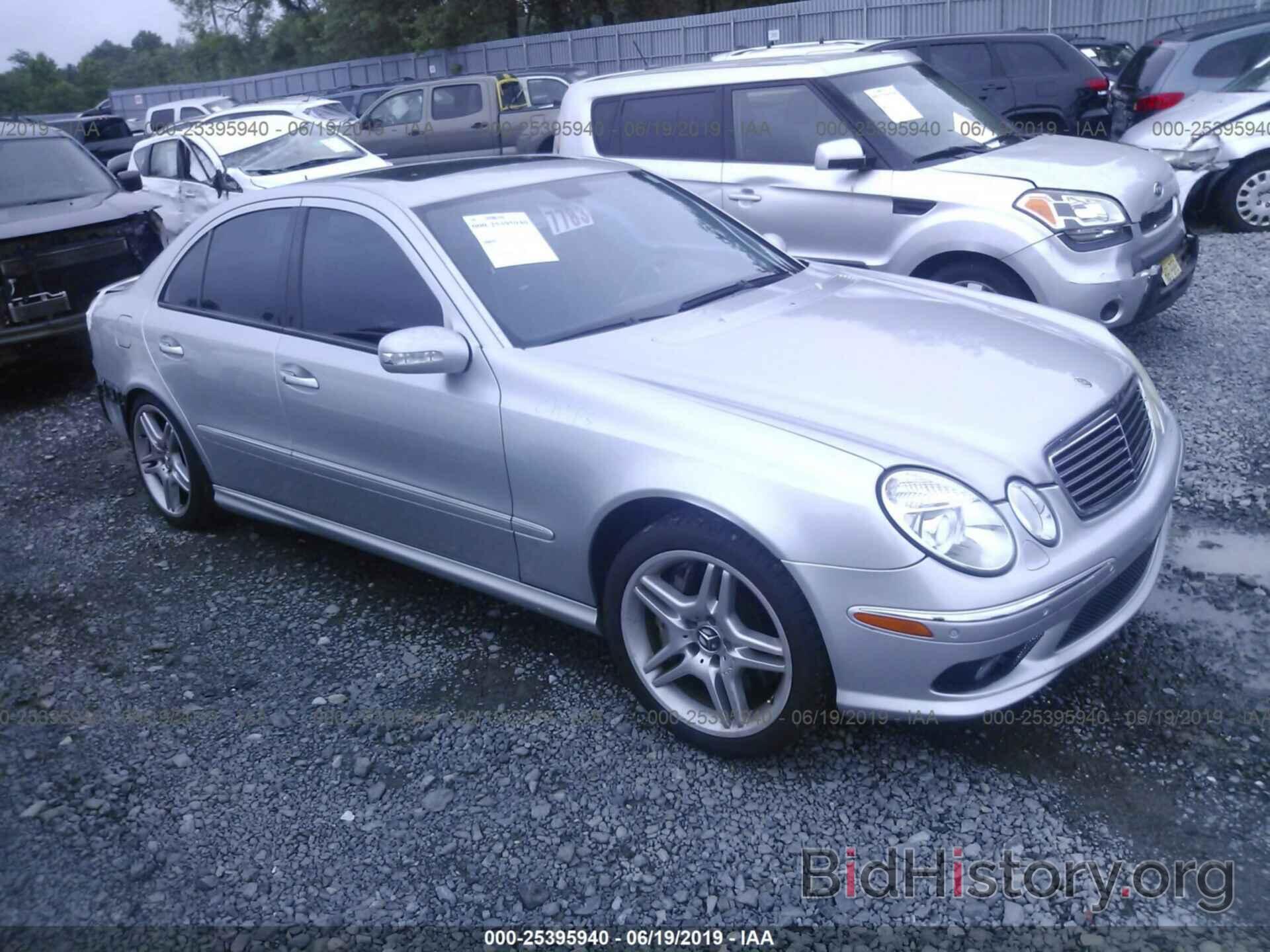 Photo WDBUF76J24A456881 - MERCEDES-BENZ E 2004