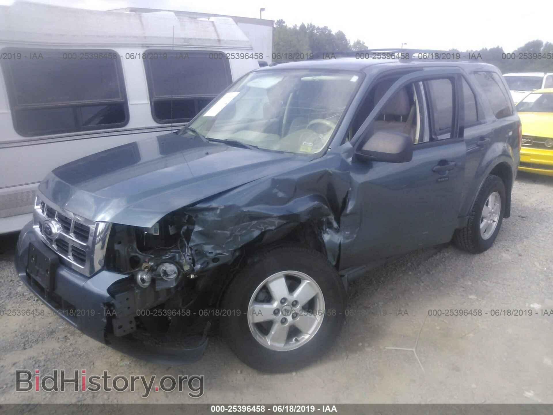 2012 FORD ESCAPE - VIN: 1FMCU0D70CKC58239 - Фото 2