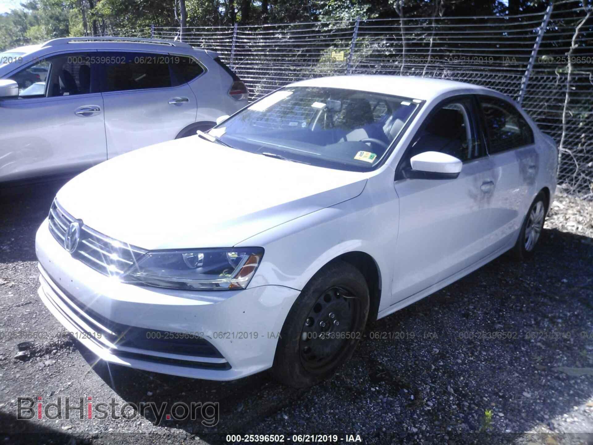 2017 VOLKSWAGEN JETTA - VIN: 3VW2B7AJ3HM337724 - Фото 2