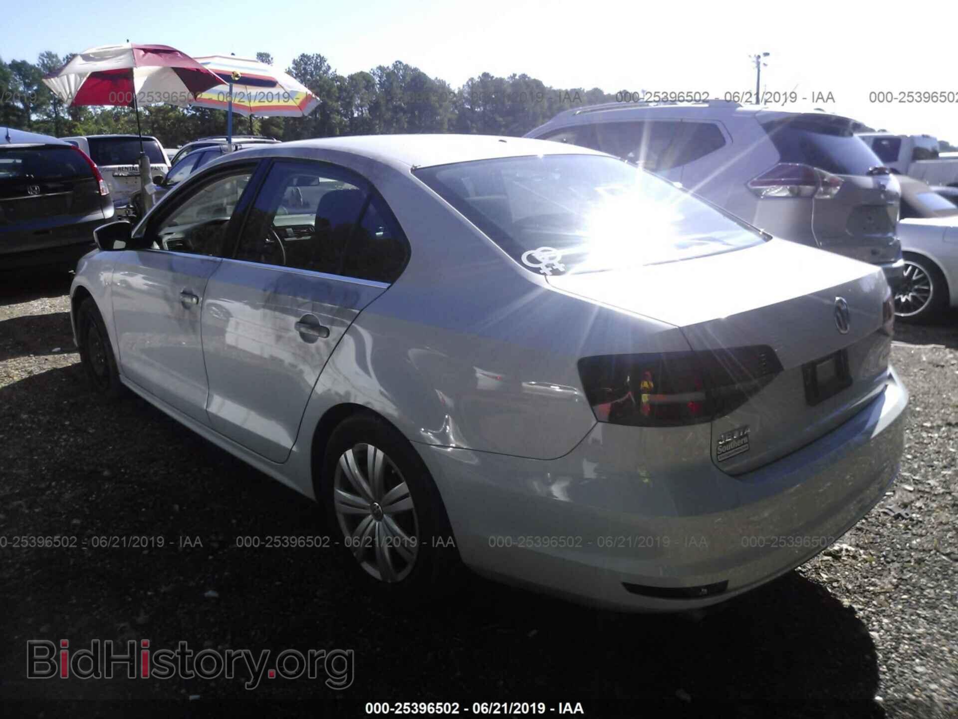 2017 VOLKSWAGEN JETTA - VIN: 3VW2B7AJ3HM337724 - Фото 3