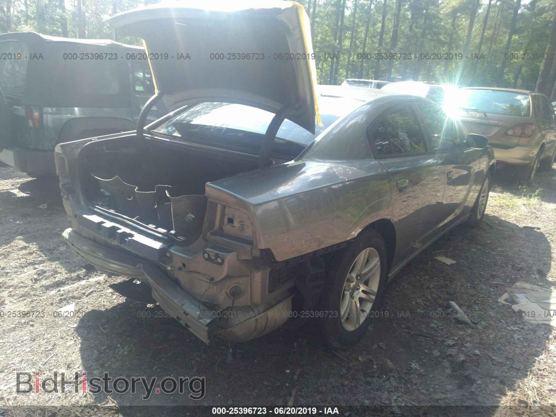 2011 DODGE CHARGER - VIN: 2B3CL3CG3BH550341 - Фото 4