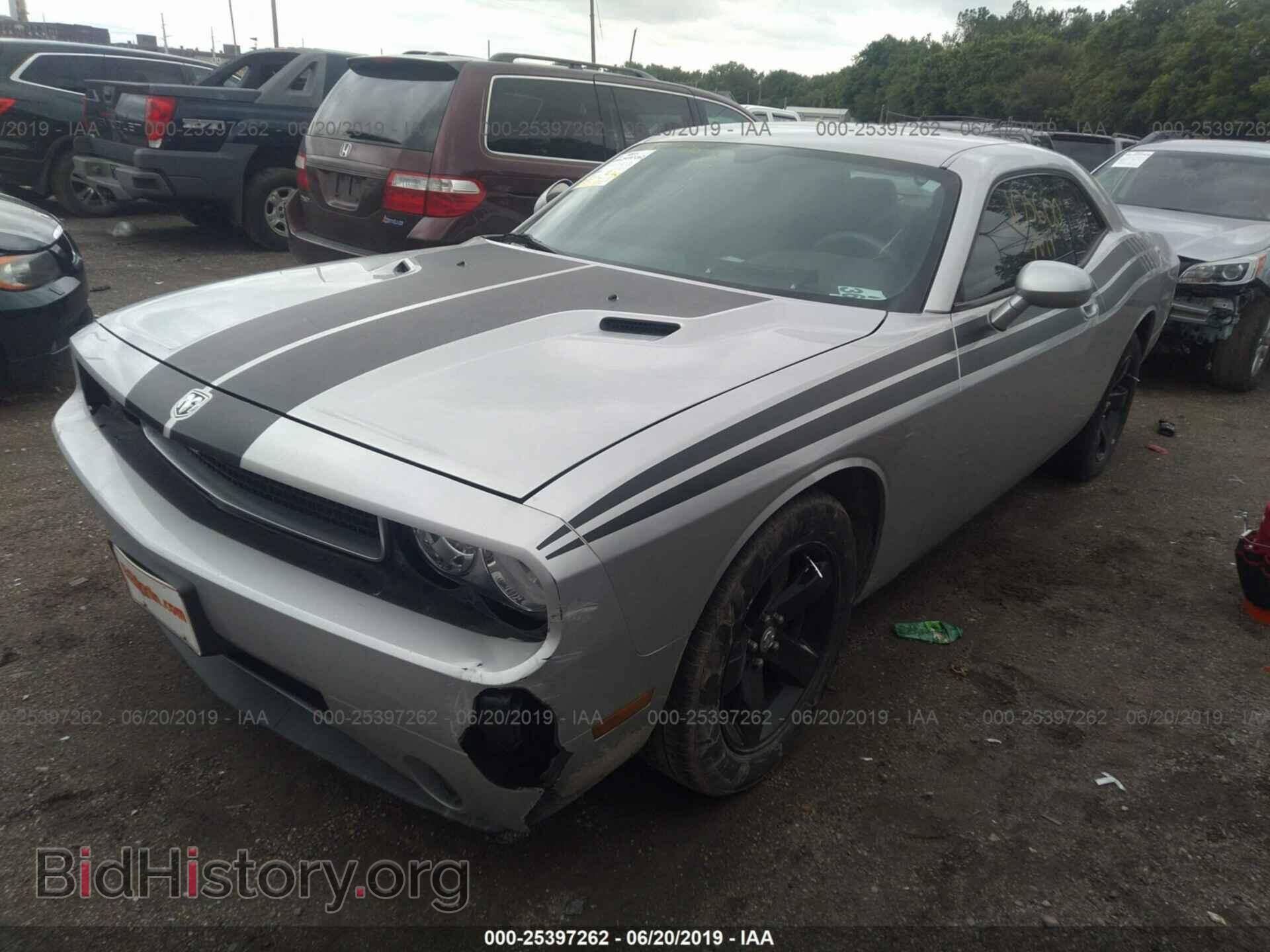 2010 DODGE CHALLENGER - VIN: 2B3CJ4DV7AH321345 - Photo 2