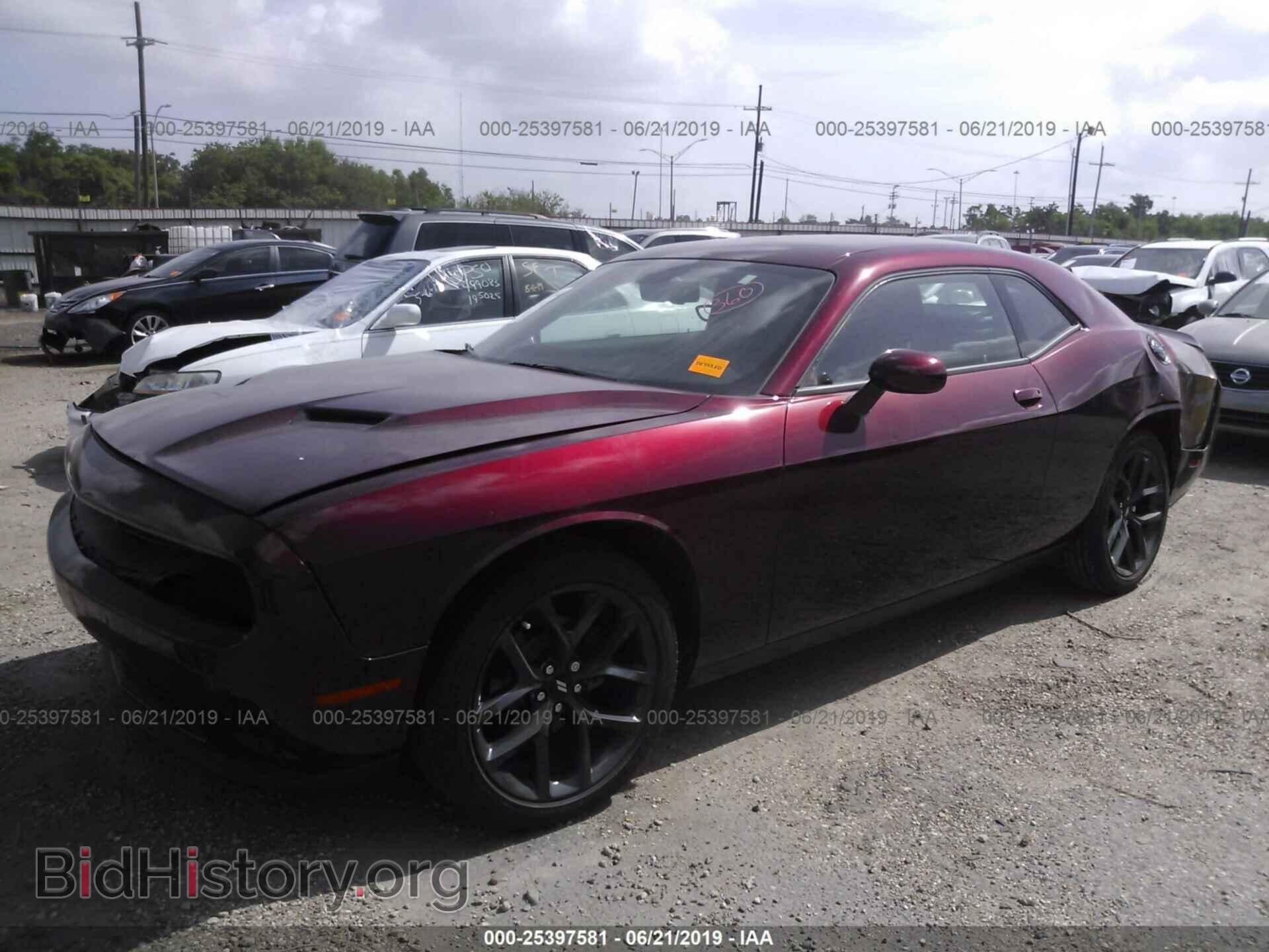 2019 DODGE CHALLENGER - VIN: 2C3CDZAG2KH557285 - Фото 2