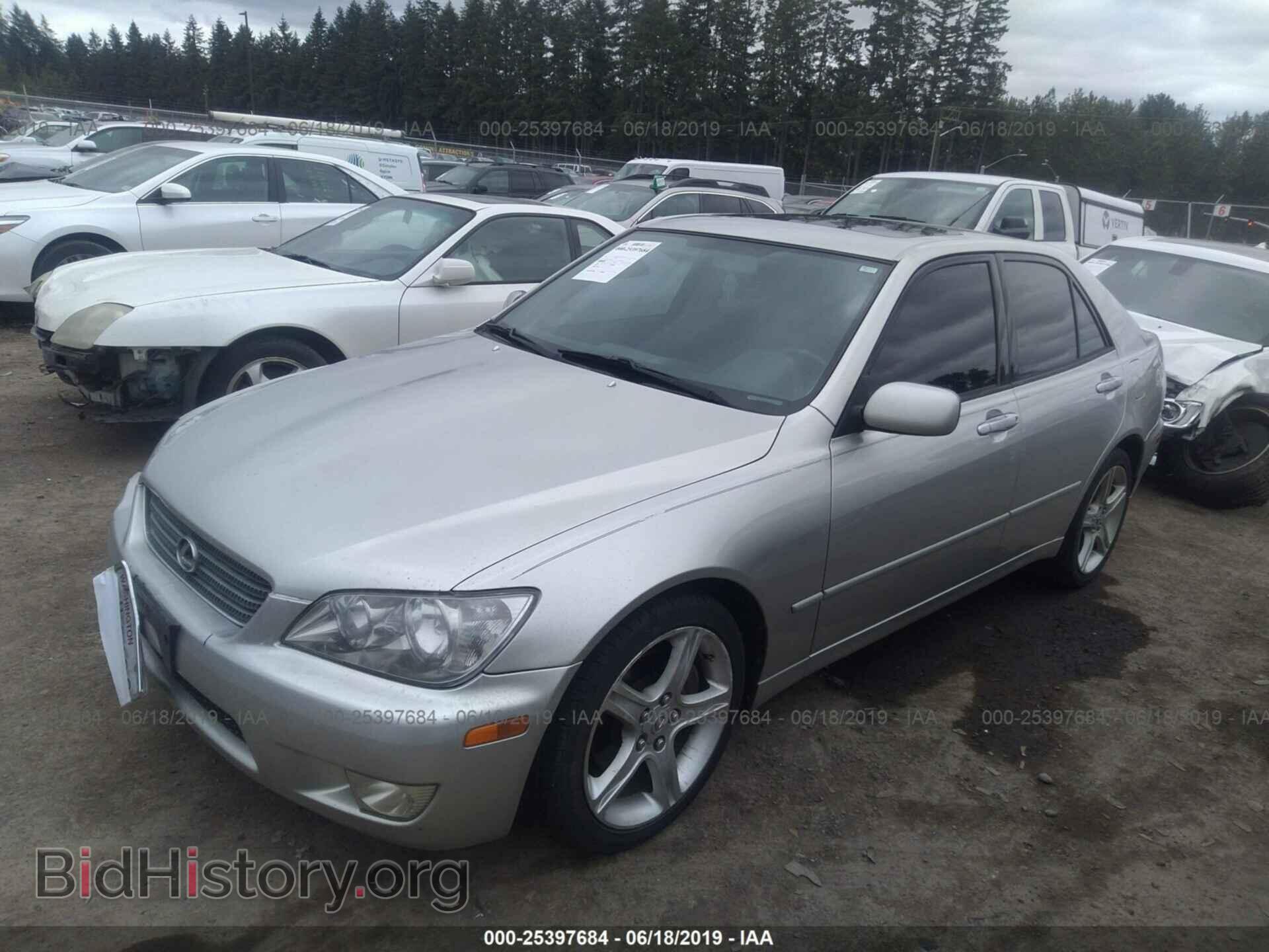2001 LEXUS IS - VIN: JTHBD182210018010 - Photo 2