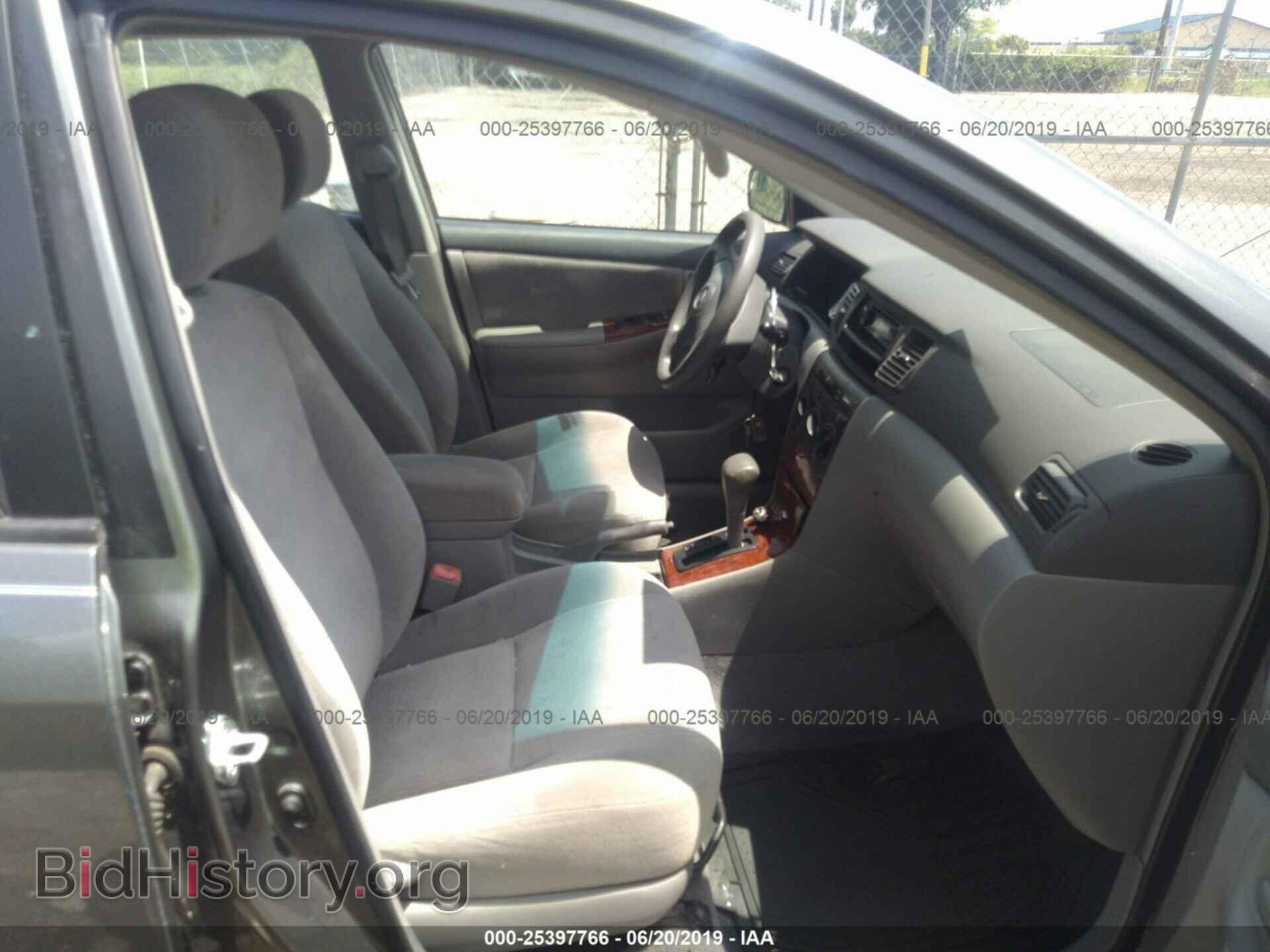 2005 TOYOTA COROLLA - VIN: 2T1BR32E25C461142 - Фото 5