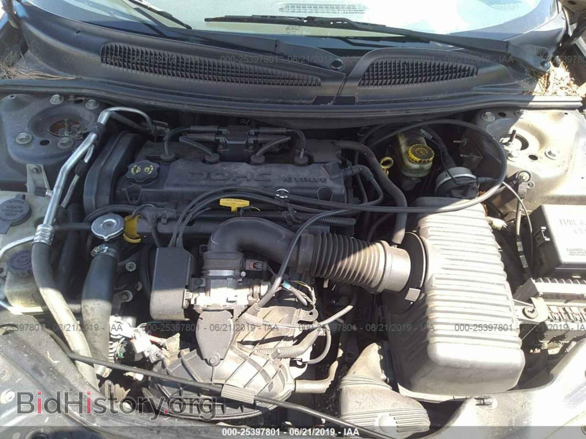 2005 CHRYSLER SEBRING - VIN: 1C3EL46X75N537259 - Фото 10