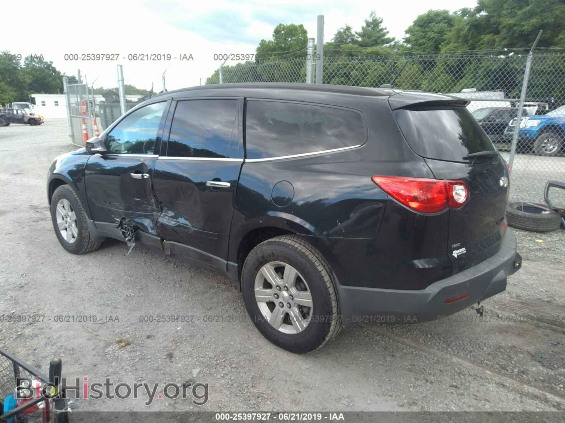 2011 CHEVROLET TRAVERSE - VIN: 1GNKVJED7BJ143138 - Photo 3