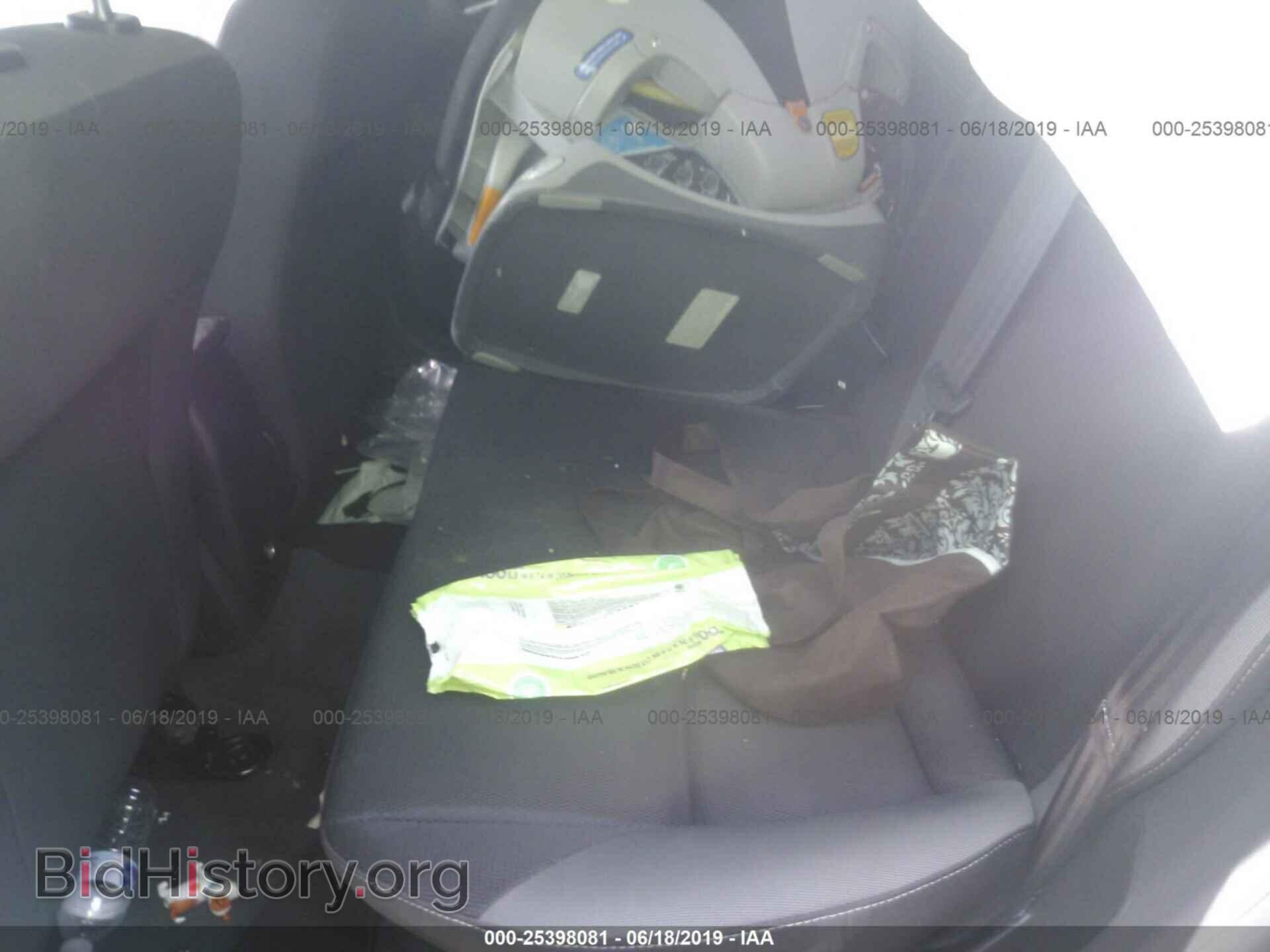 2012 FORD FOCUS - VIN: 1FAHP3F2XCL153910 - Photo 8