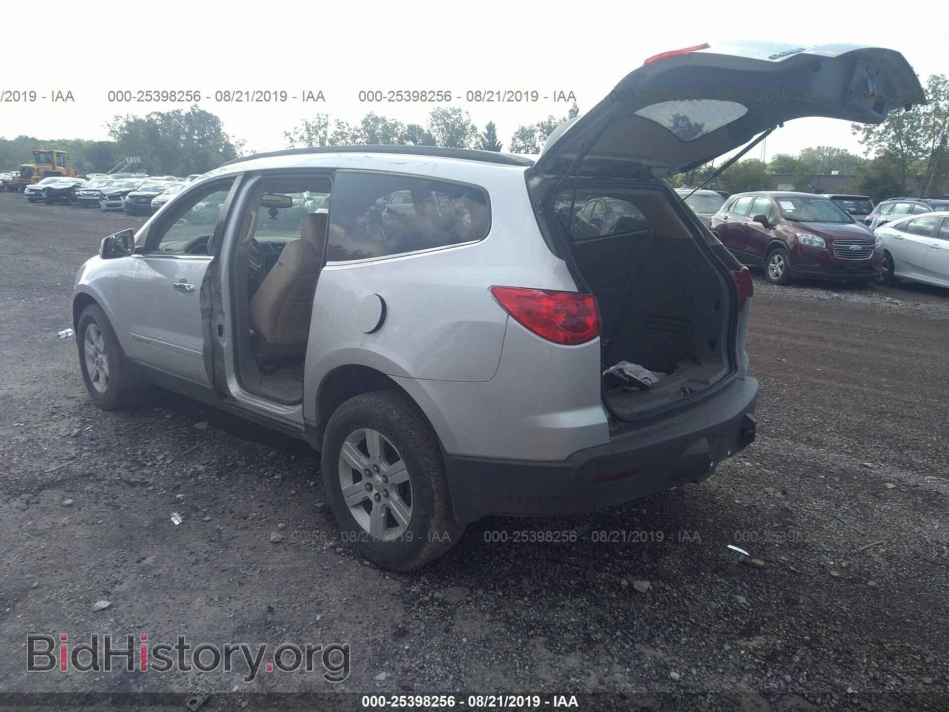 2009 CHEVROLET TRAVERSE - VIN: 1GNER23D59S109620 - Фото 3