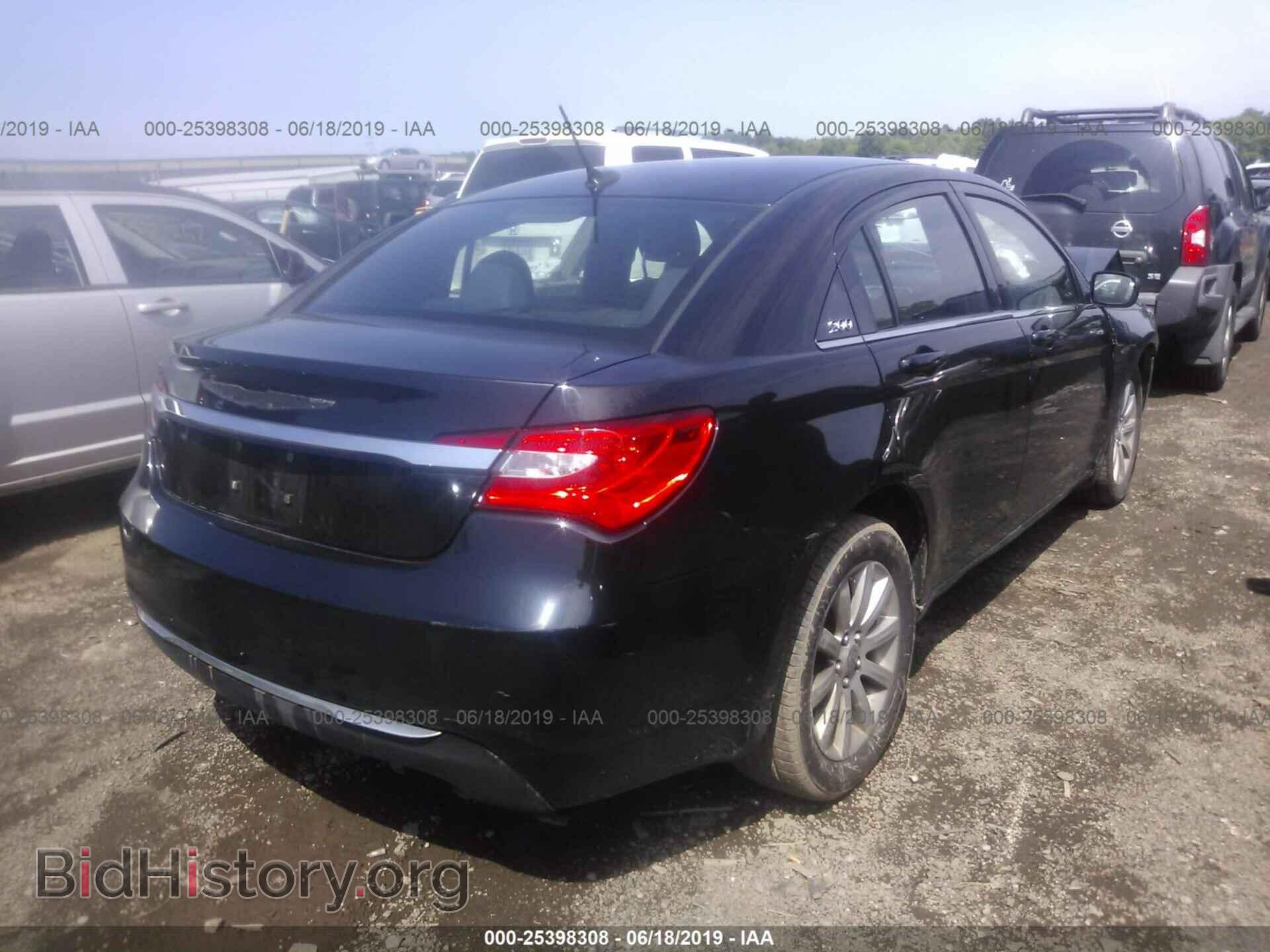 2012 CHRYSLER 200 - VIN: 1C3CCBBB1CN175917 - Фото 4