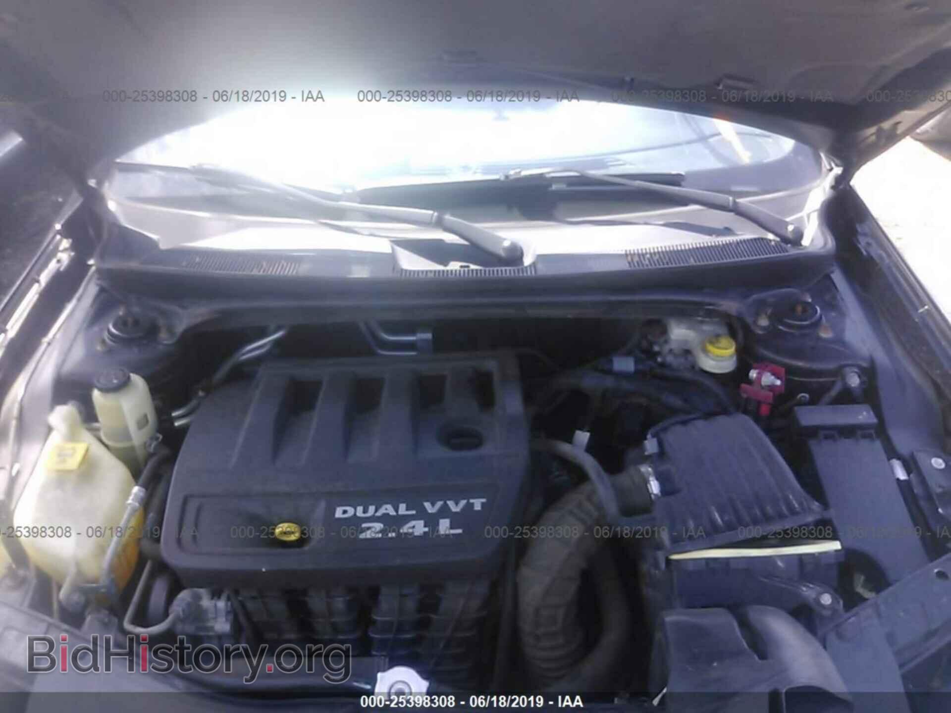 2012 CHRYSLER 200 - VIN: 1C3CCBBB1CN175917 - Фото 10