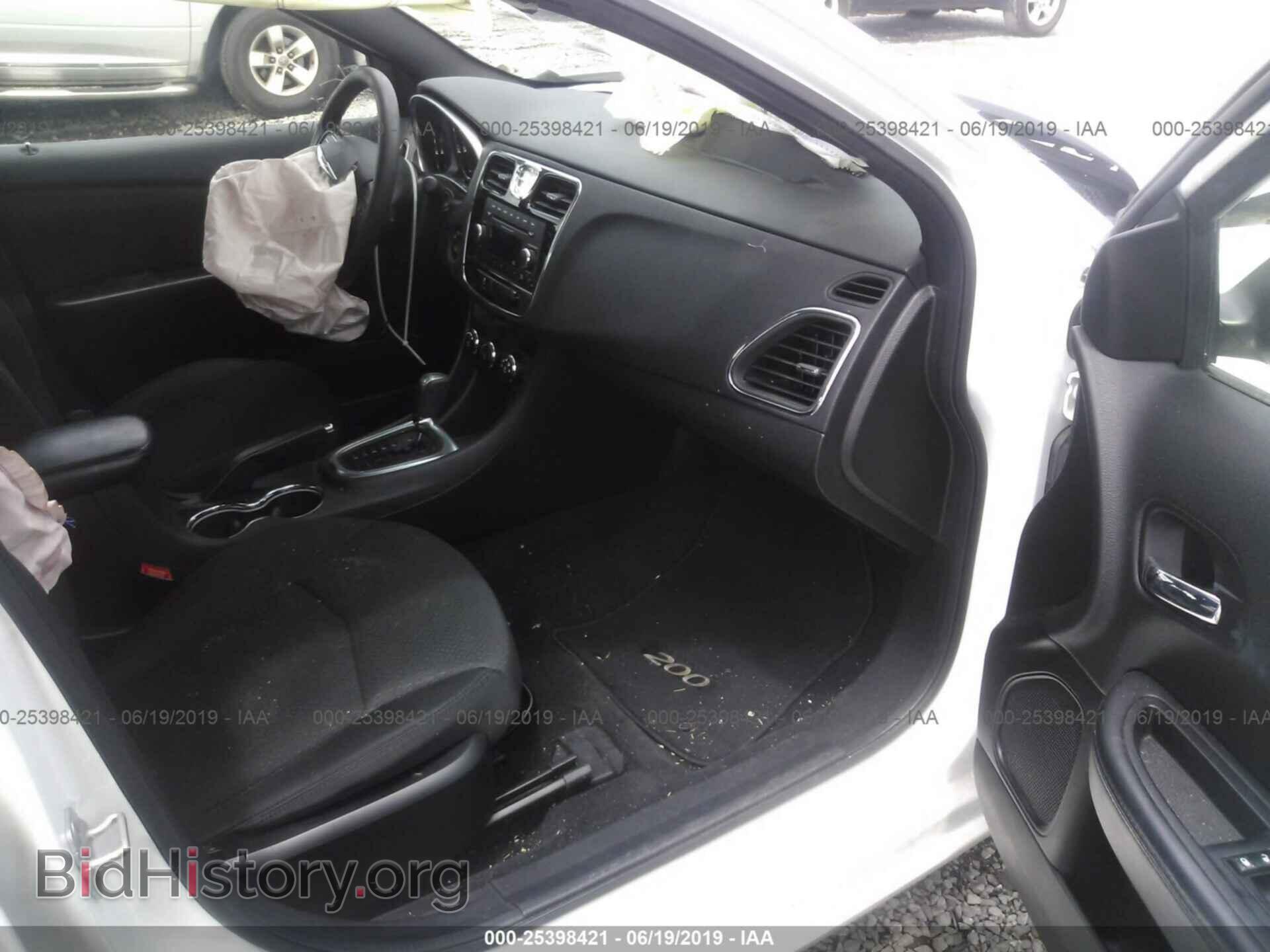 2012 CHRYSLER 200 - VIN: 1C3CCBAB0CN105181 - Фото 5