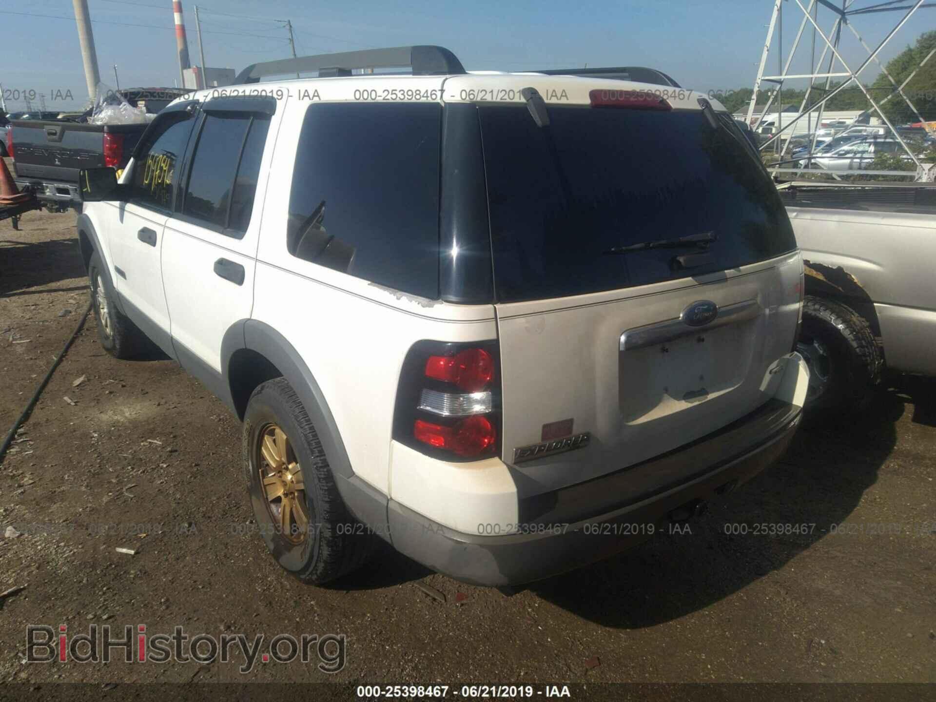 2006 FORD EXPLORER - VIN: 1FMEU73E36ZA20768 - Фото 3