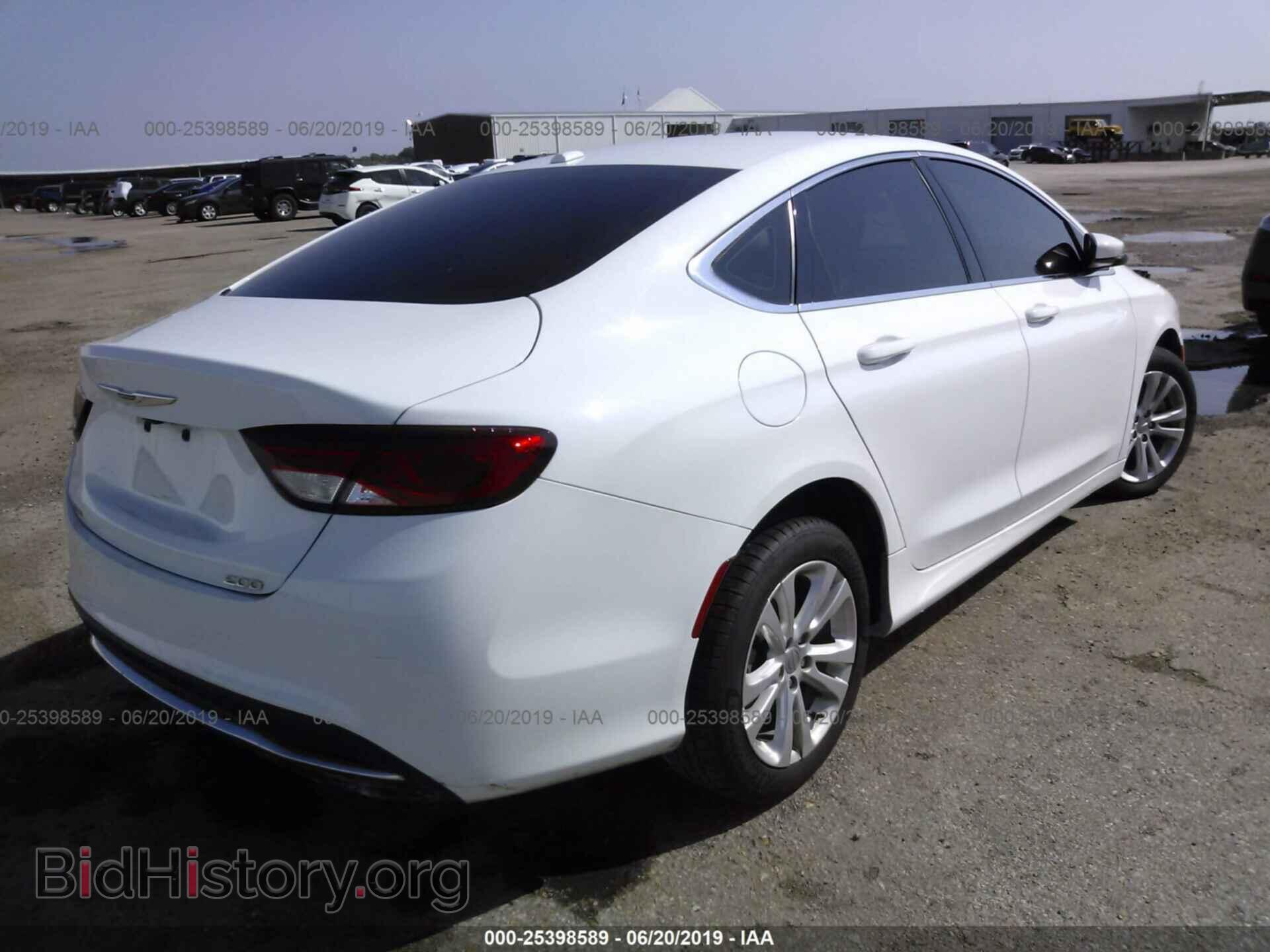 2015 CHRYSLER 200 - VIN: 1C3CCCAB8FN596111 - Photo 4