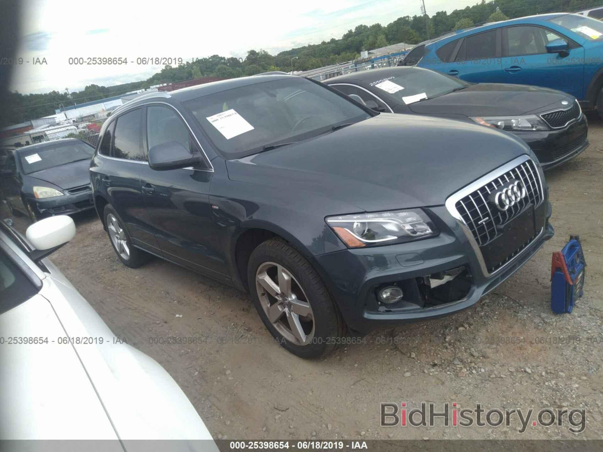 Фотография WA1DKAFP9BA030613 - AUDI Q5 2011