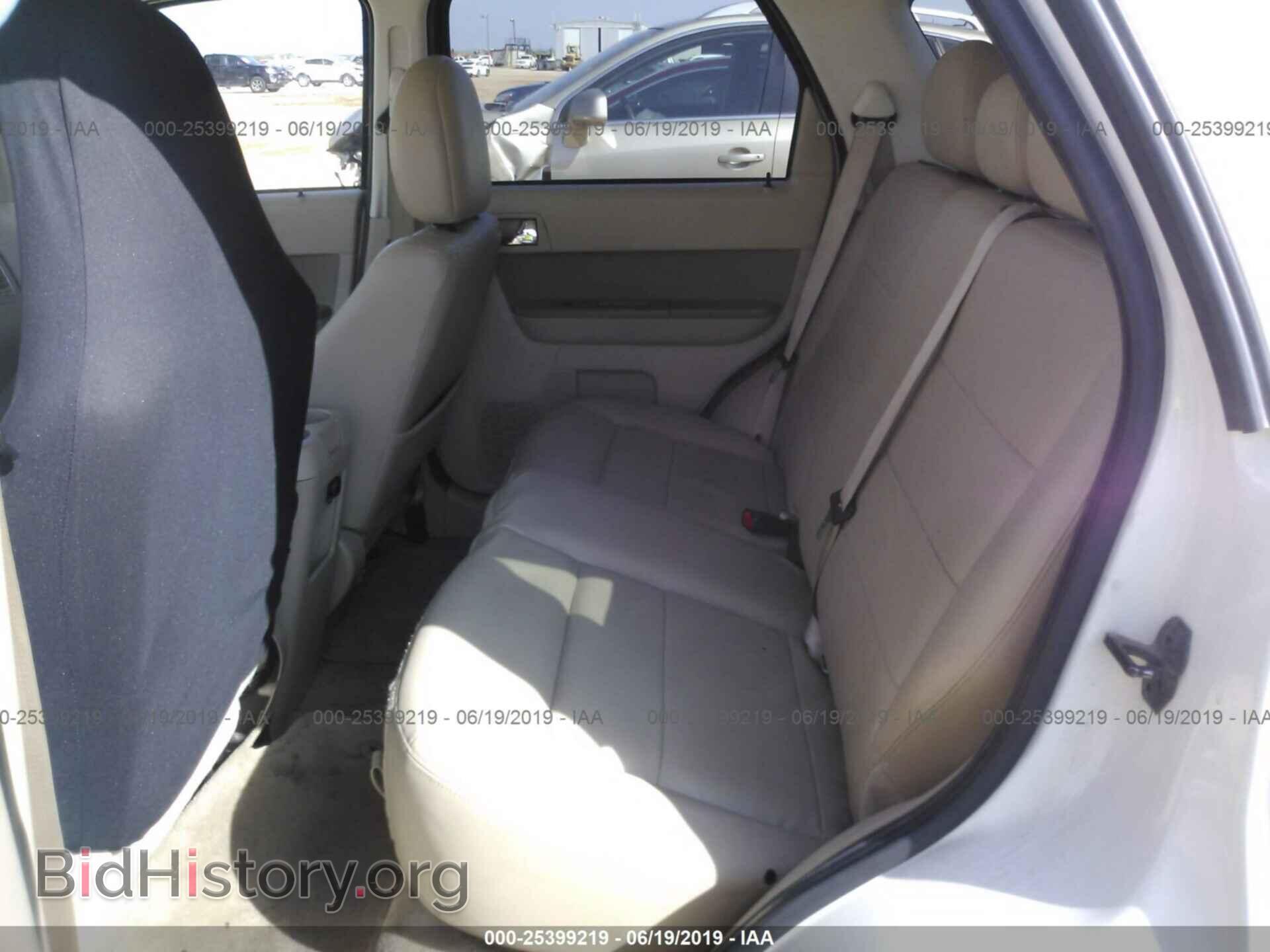 2011 FORD ESCAPE - VIN: 1FMCU0EG7BKA38156 - Фото 8