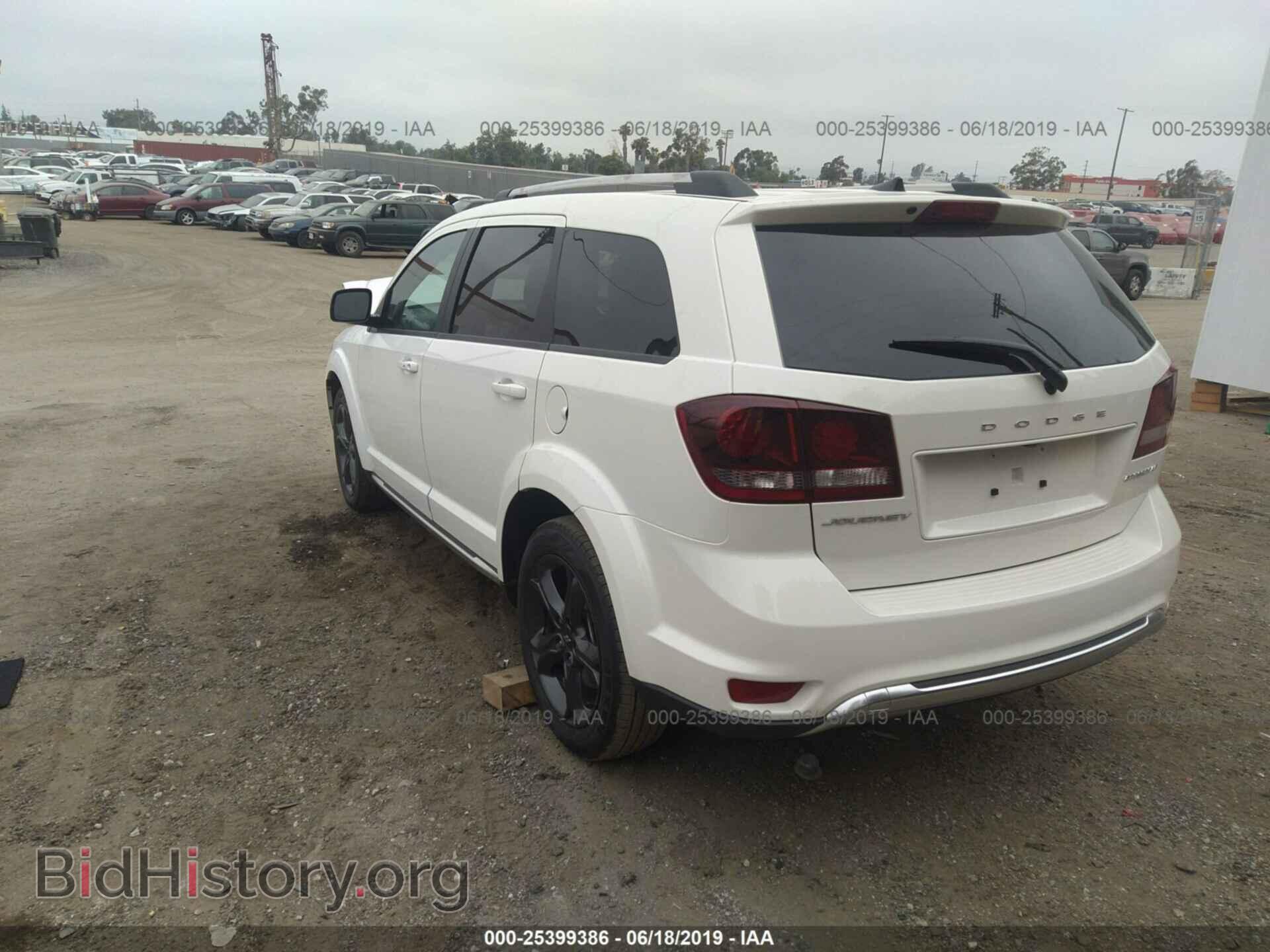 2019 DODGE JOURNEY - VIN: 3C4PDCGB7KT756345 - Фото 3