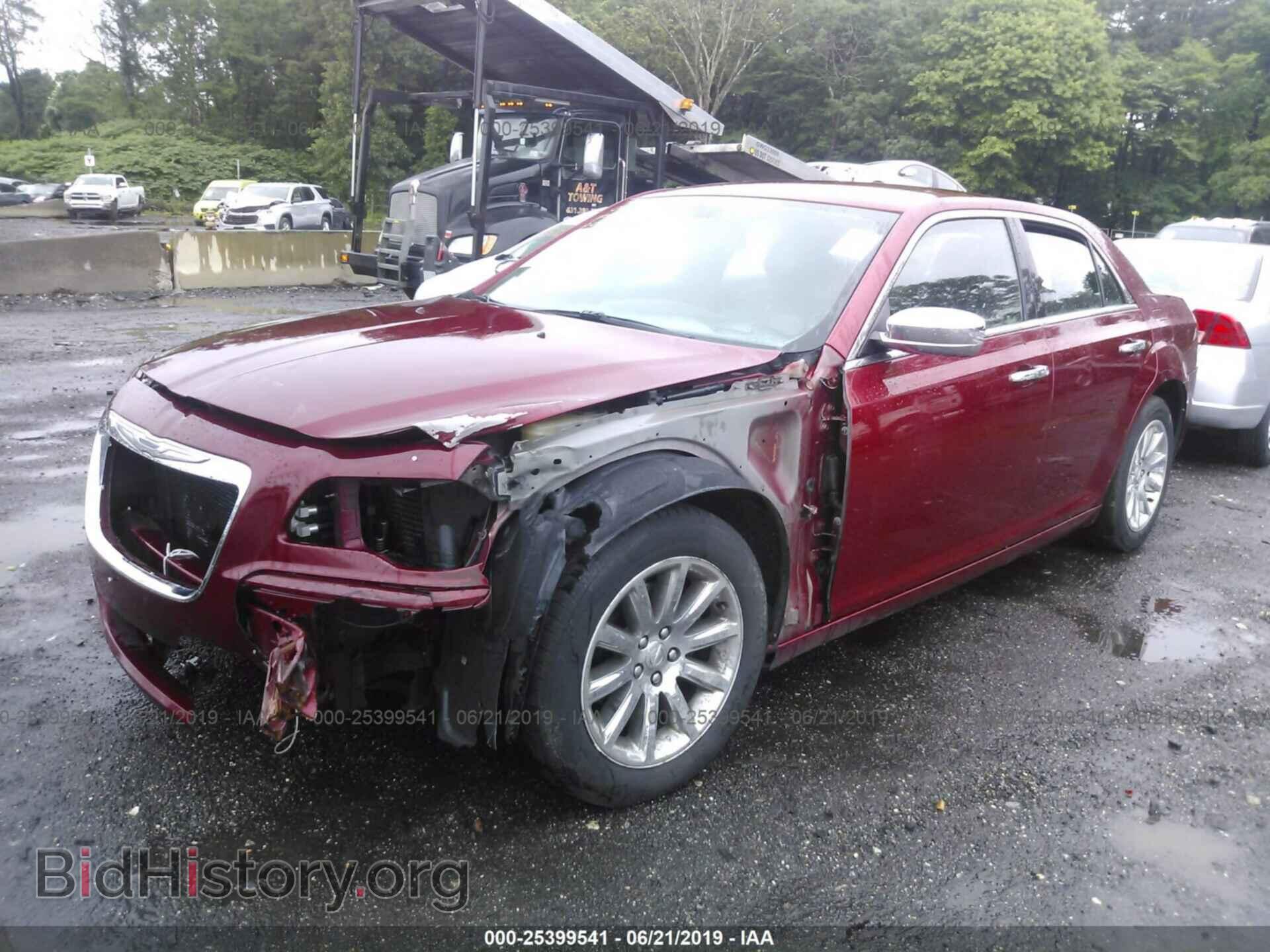 2012 CHRYSLER 300 - VIN: 2C3CCACG0CH283636 - Фото 2