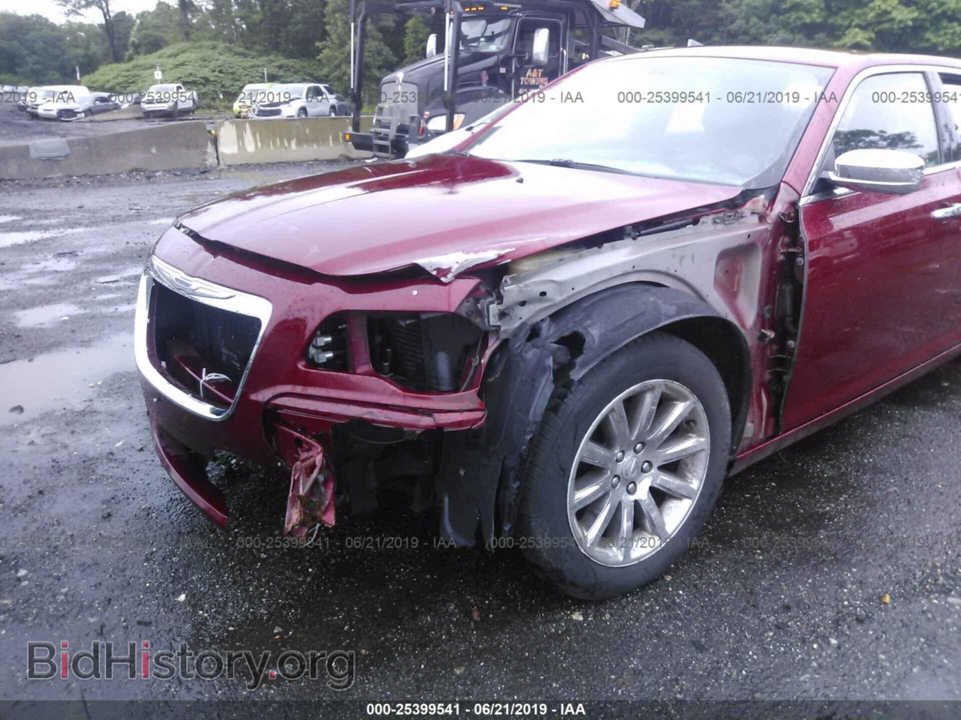 2012 CHRYSLER 300 - VIN: 2C3CCACG0CH283636 - Фото 6