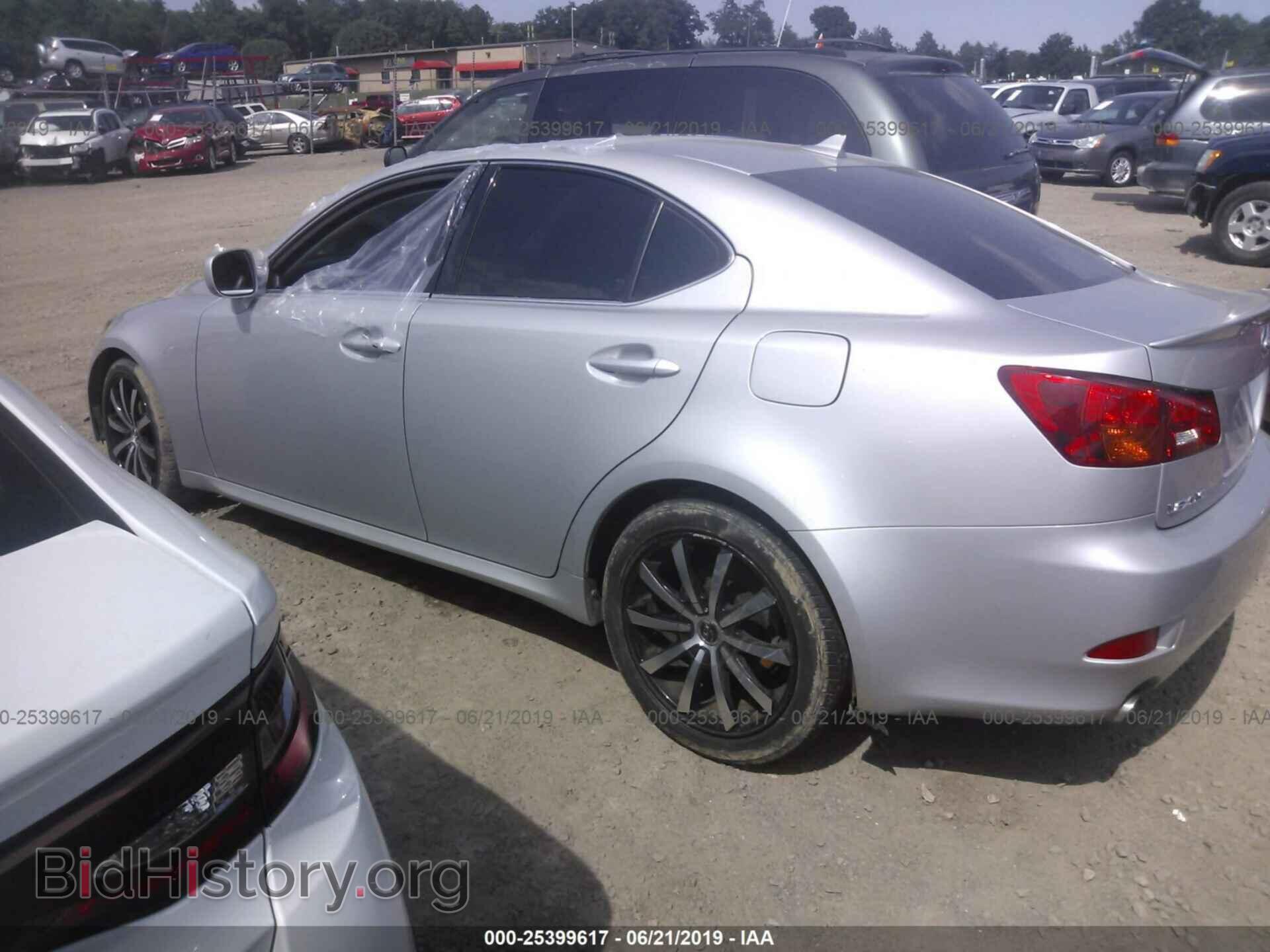 2007 LEXUS IS - VIN: JTHBK262072053575 - Photo 3