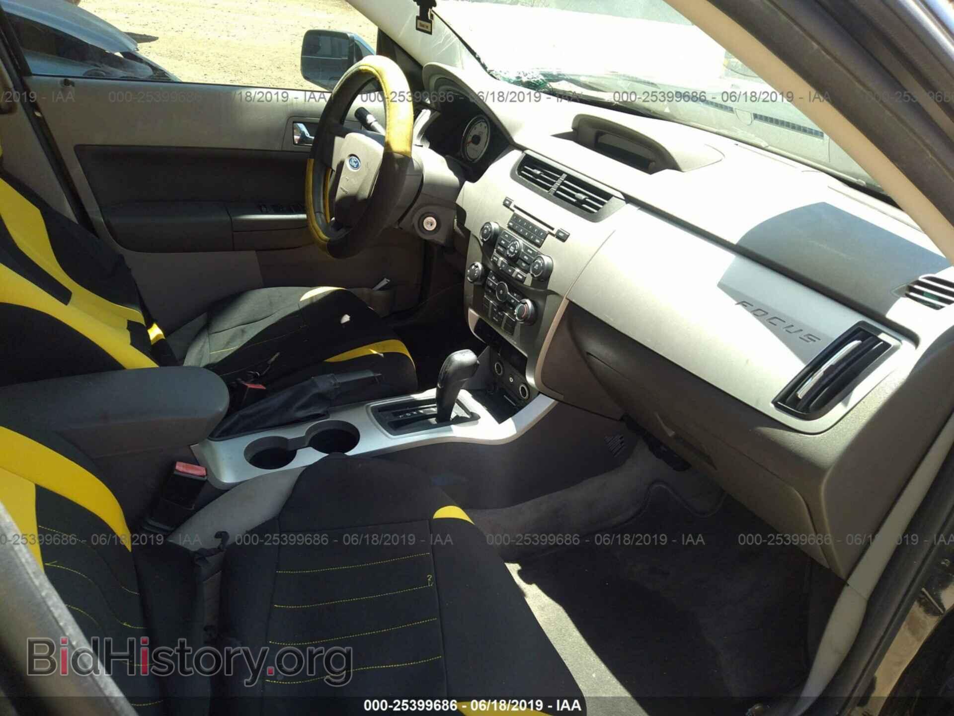 2008 FORD FOCUS - VIN: 1FAHP35N78W170181 - Фото 5