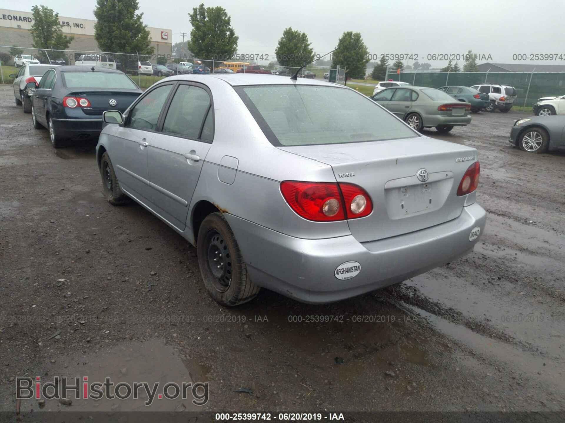 2005 TOYOTA COROLLA - VIN: JTDBR32E752054352 - Фото 3