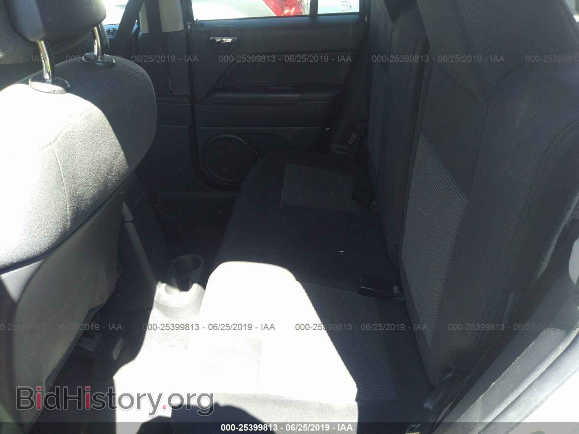 2011 JEEP COMPASS - VIN: 1J4NF1FB5BD277767 - Фото 8