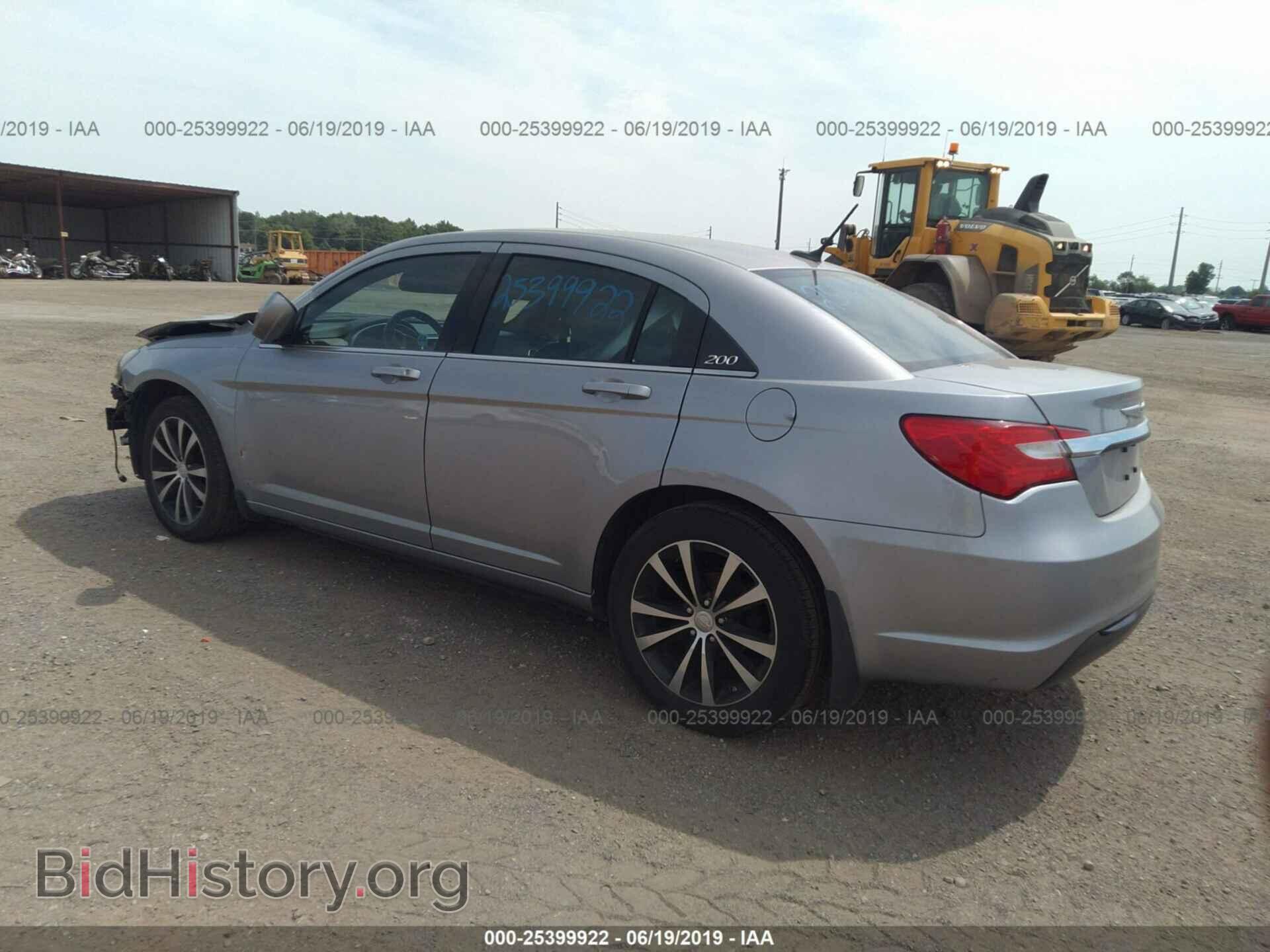 2014 CHRYSLER 200 - VIN: 1C3CCBCGXEN172804 - Фото 3