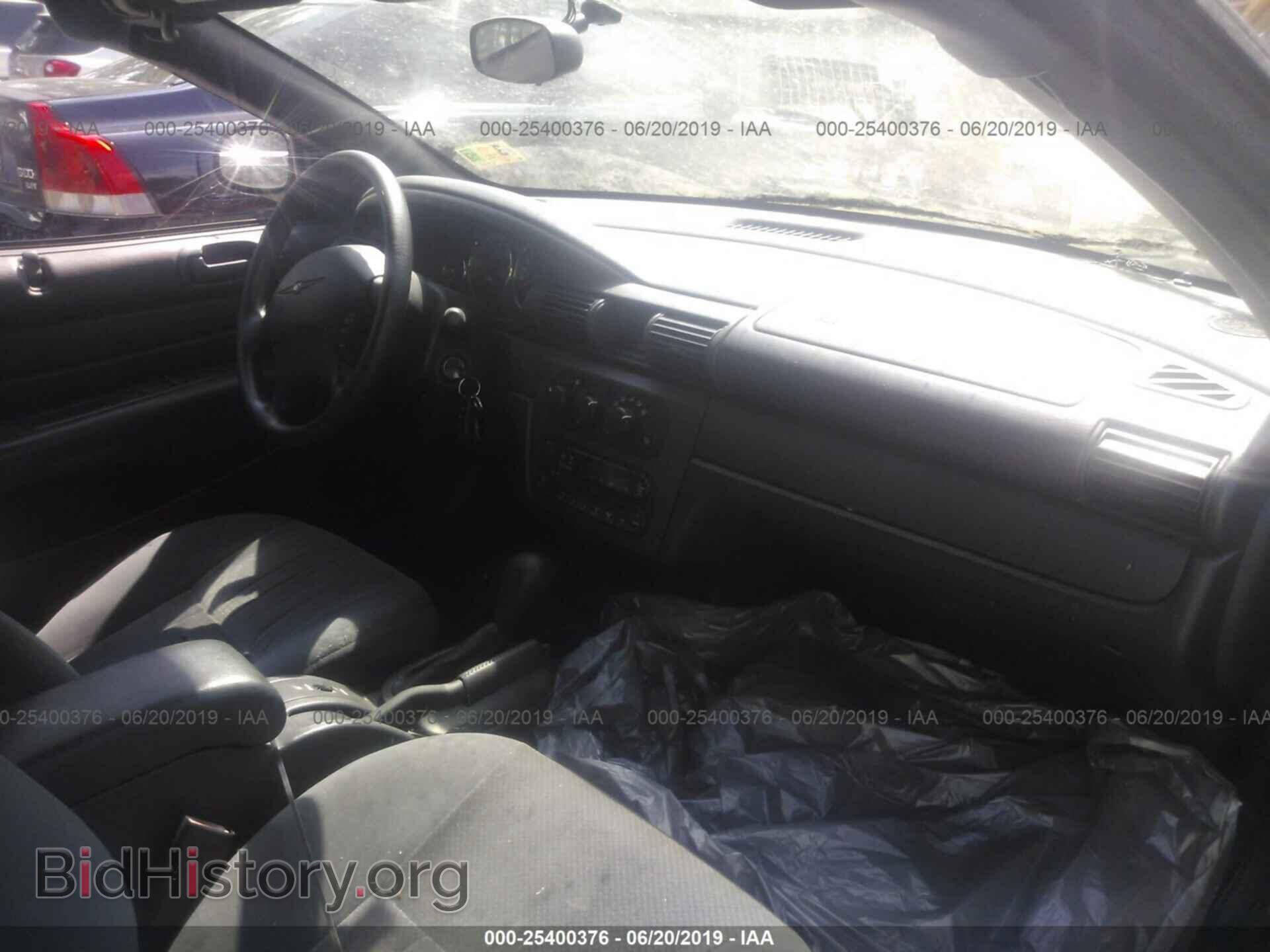 2004 CHRYSLER SEBRING - VIN: 1C3EL45RX4N306597 - Фото 5