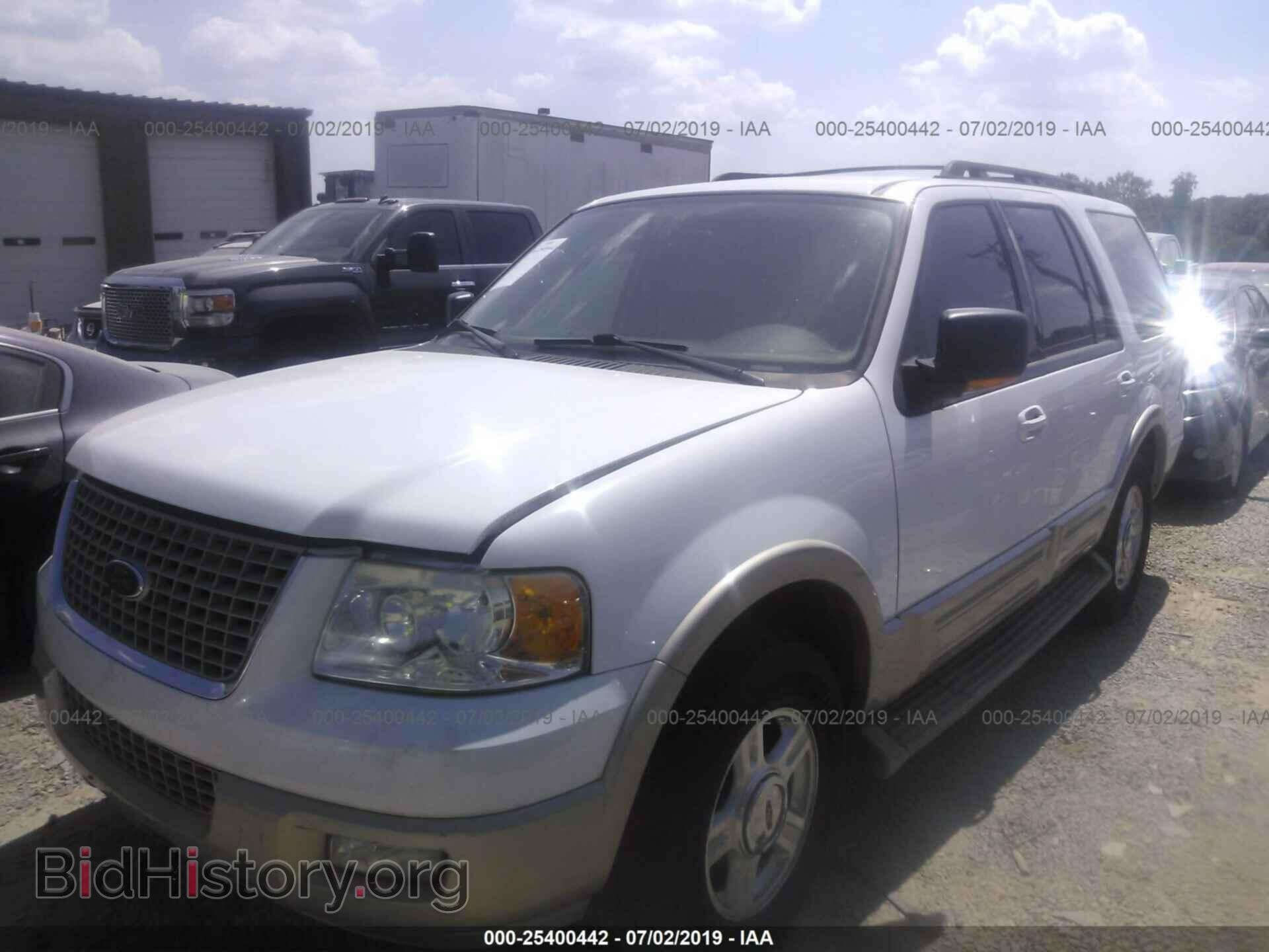 2005 FORD EXPEDITION - VIN: 1FMPU17545LA79880 - Фото 2