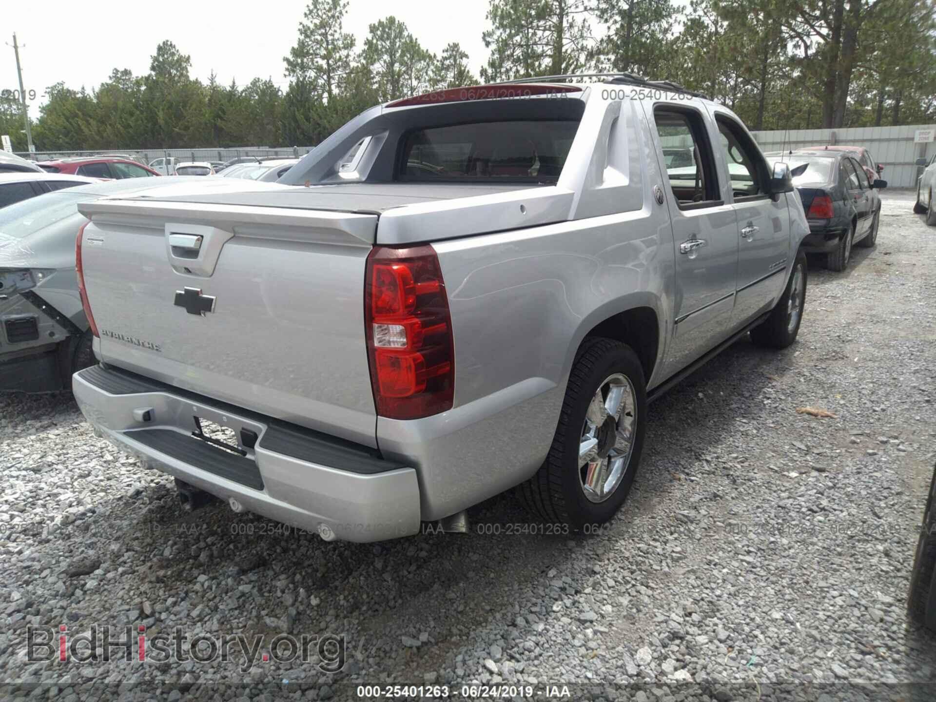 2013 CHEVROLET AVALANCHE - VIN: 3GNMCGE07DG122437 - Фото 4
