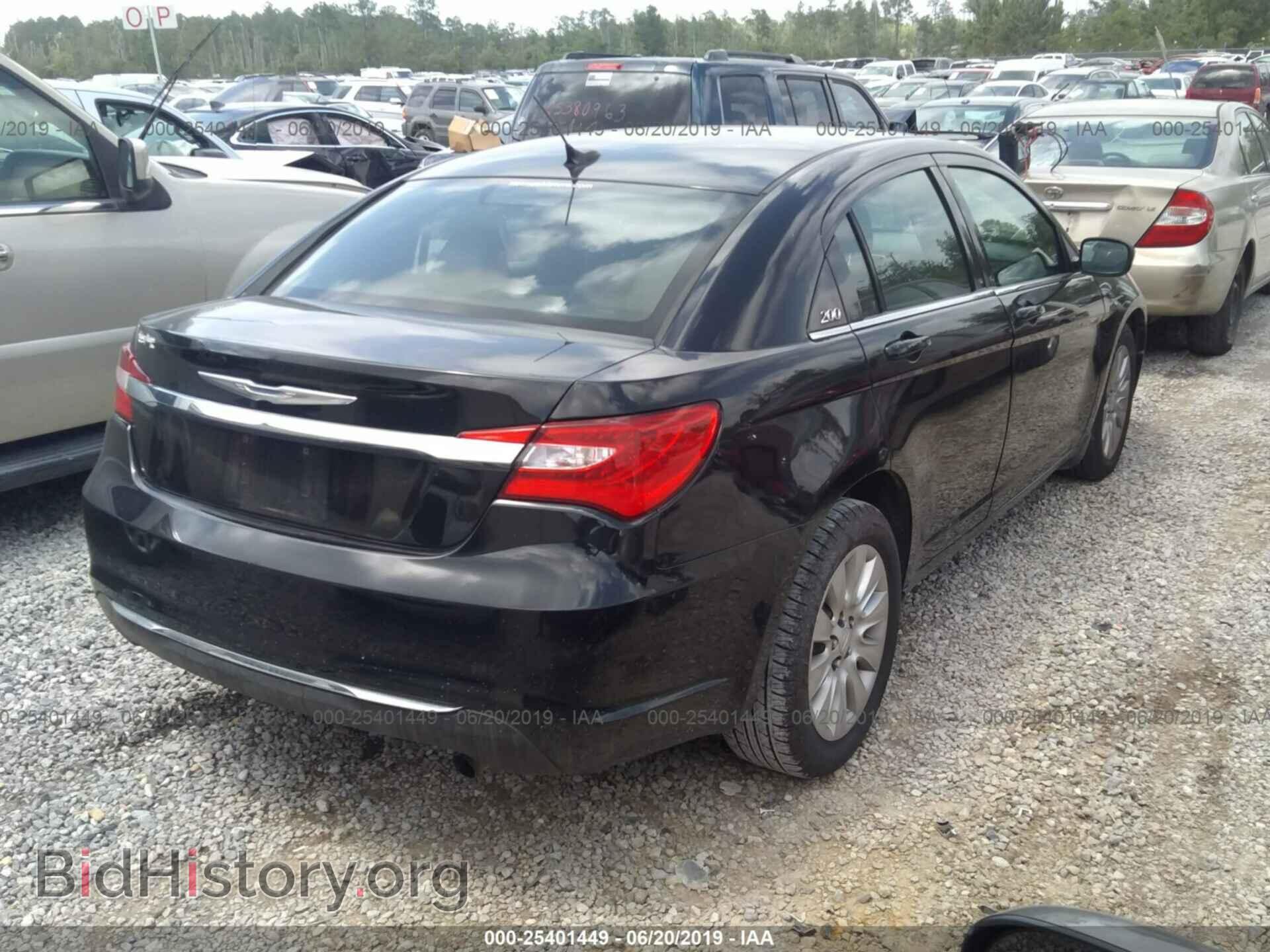 2012 CHRYSLER 200 - VIN: 1C3CCBAB2CN138778 - Фото 4
