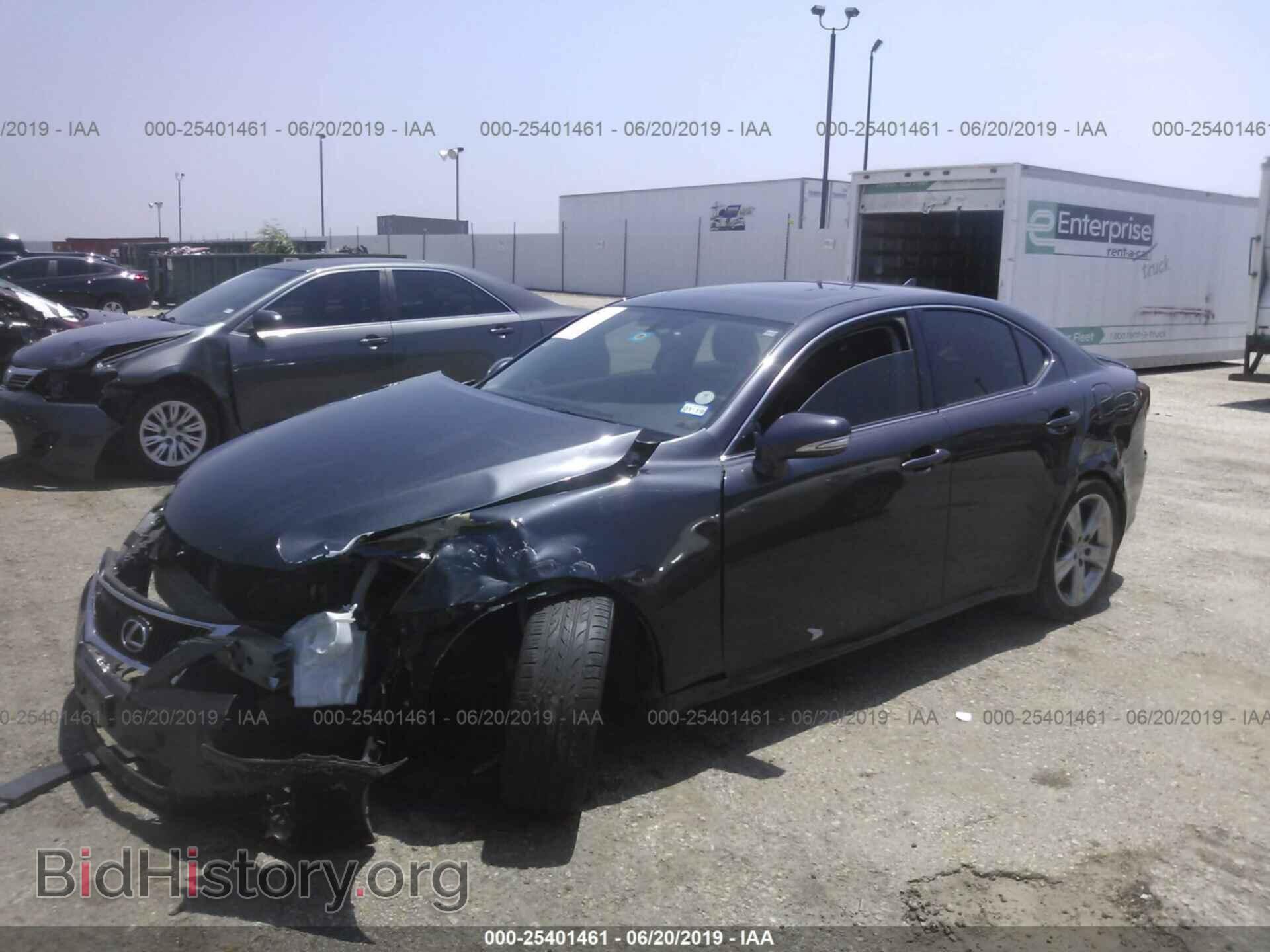 2011 LEXUS IS - VIN: JTHBF5C23B5142722 - Photo 2