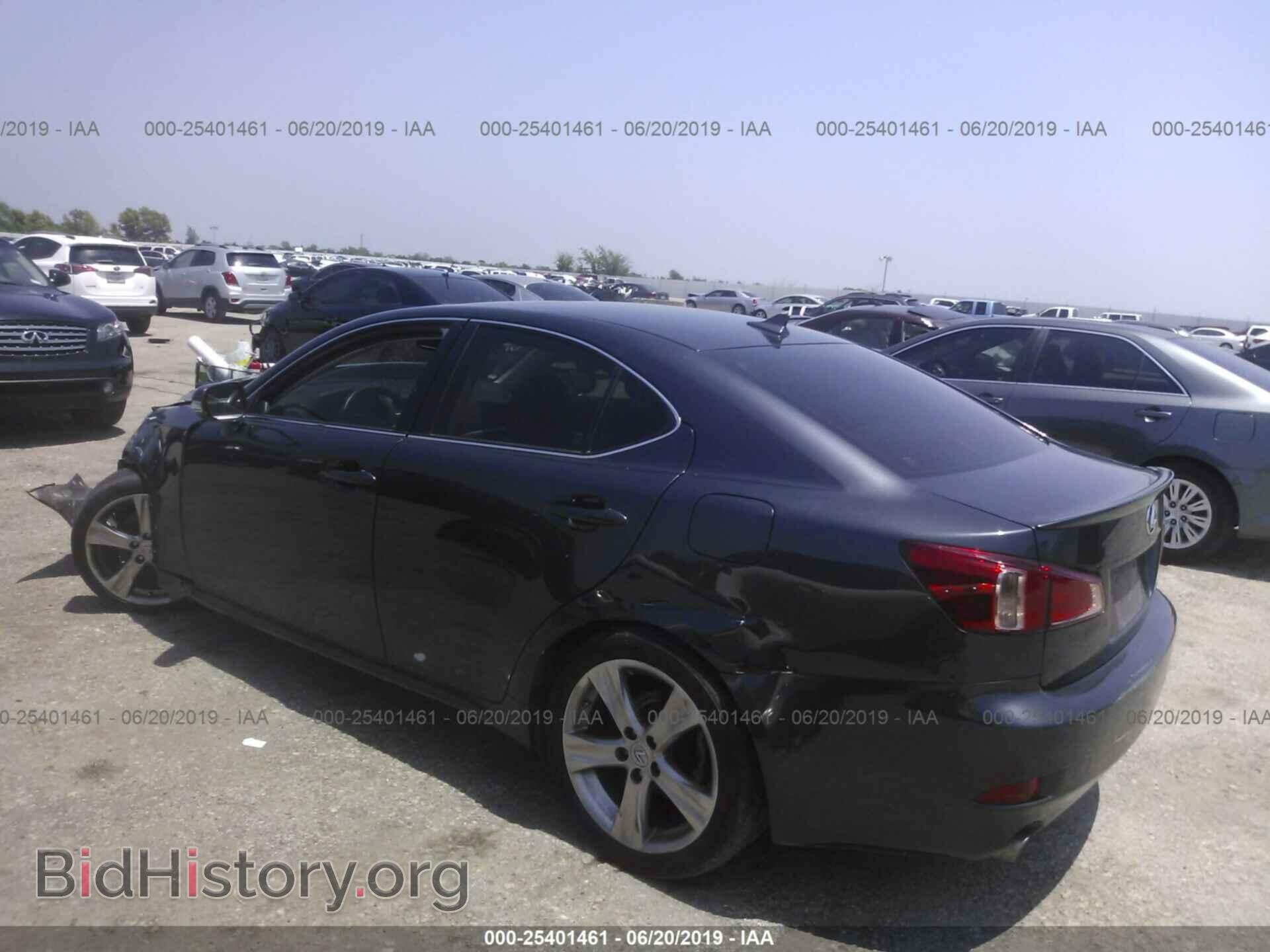 2011 LEXUS IS - VIN: JTHBF5C23B5142722 - Photo 3