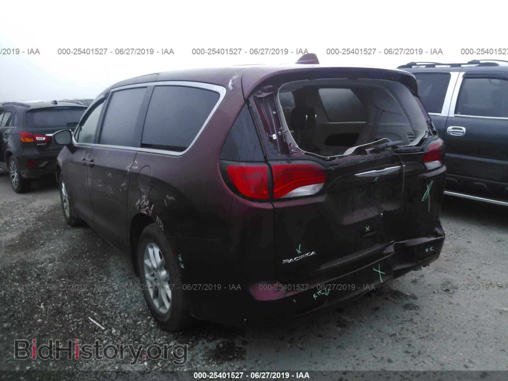 2017 CHRYSLER PACIFICA - VIN: 2C4RC1DGXHR710701 - Фото 3