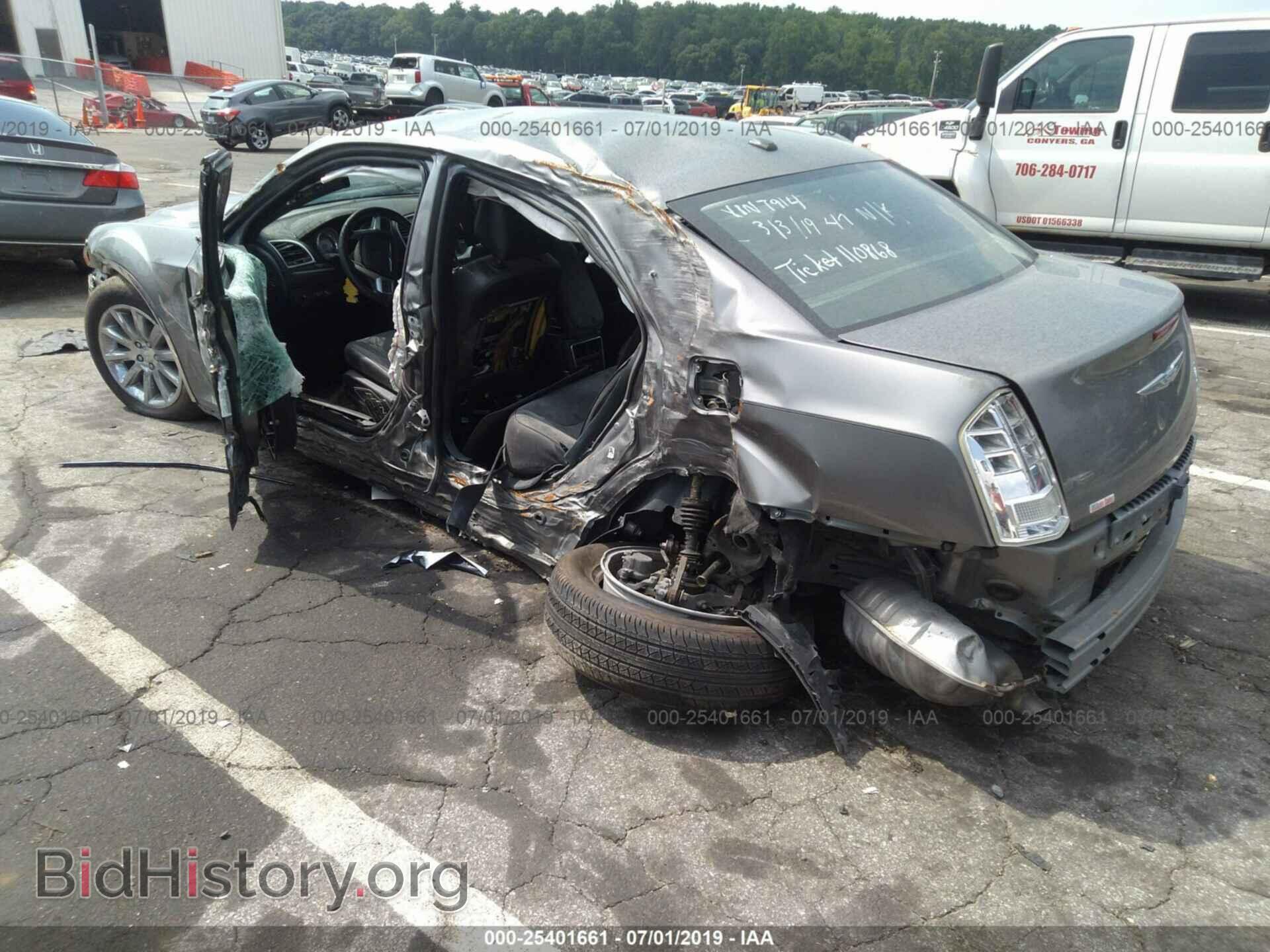 2011 CHRYSLER 300 - VIN: 2C3CA5CG0BH559714 - Photo 3