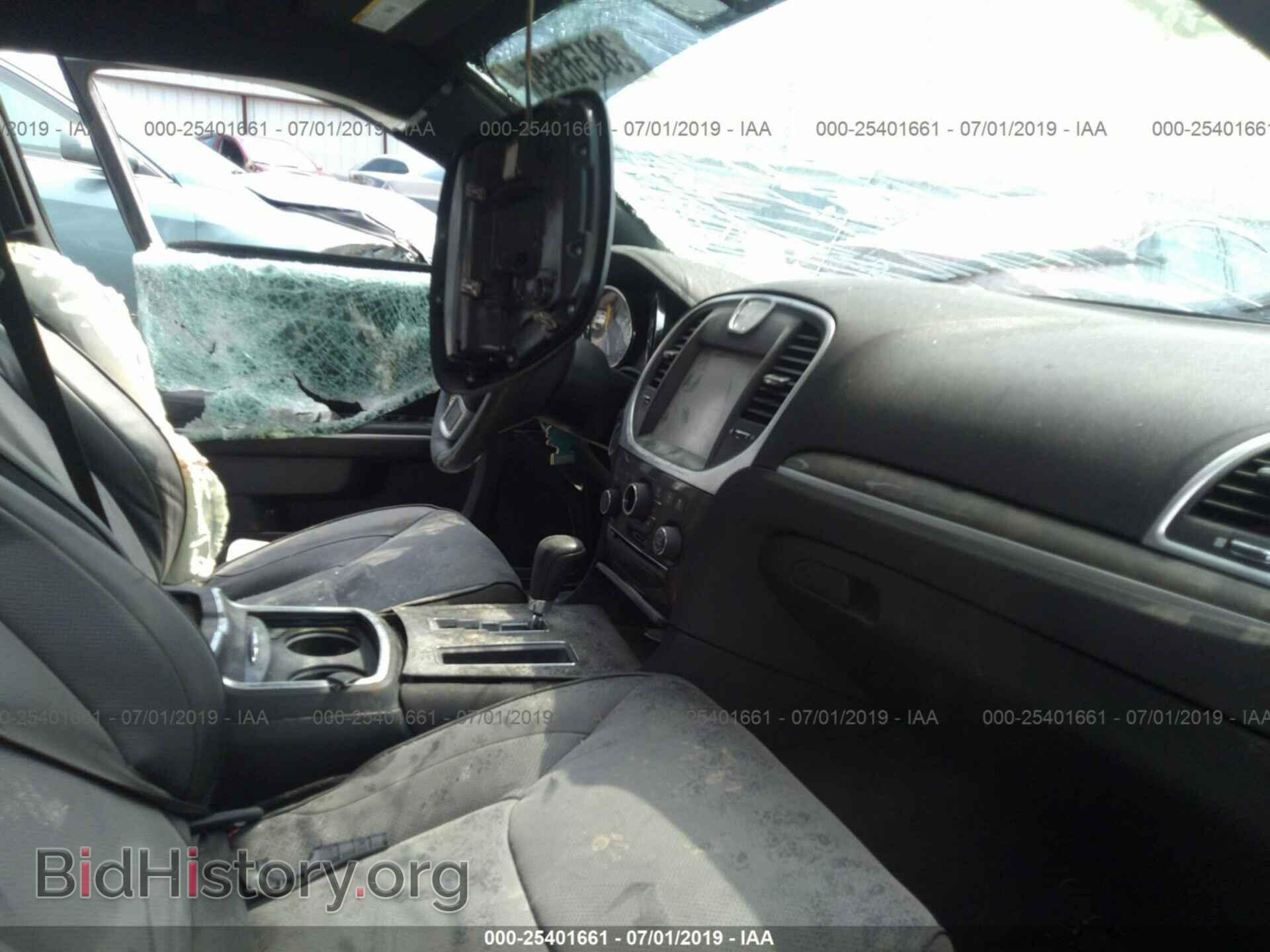 2011 CHRYSLER 300 - VIN: 2C3CA5CG0BH559714 - Photo 5