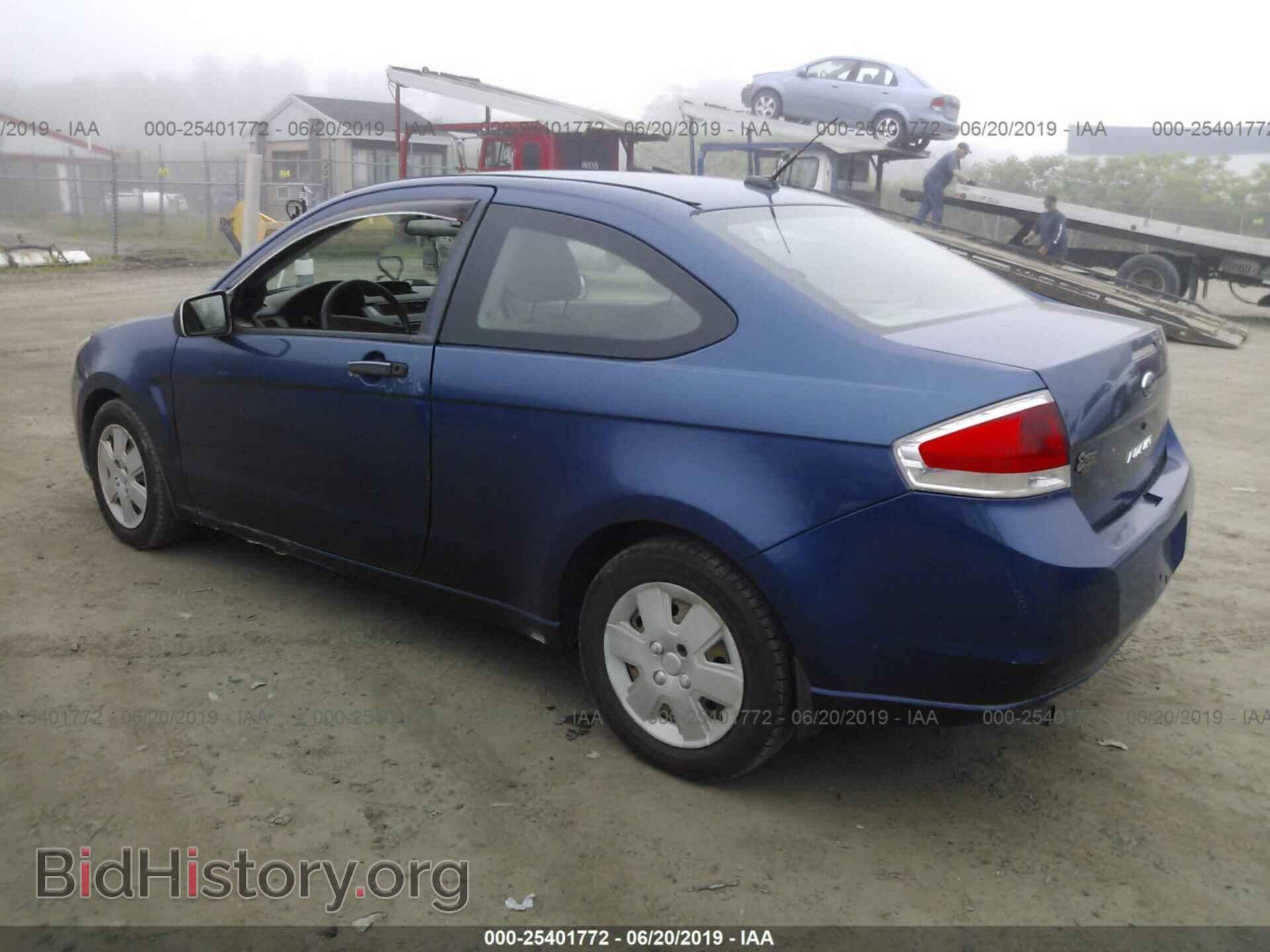 2008 FORD FOCUS - VIN: 1FAHP32N68W145826 - Фото 3