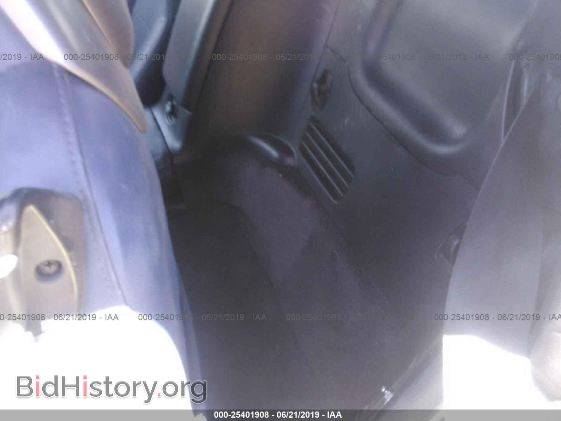 2001 HONDA S2000 - VIN: JHMAP11491T001590 - Фото 8